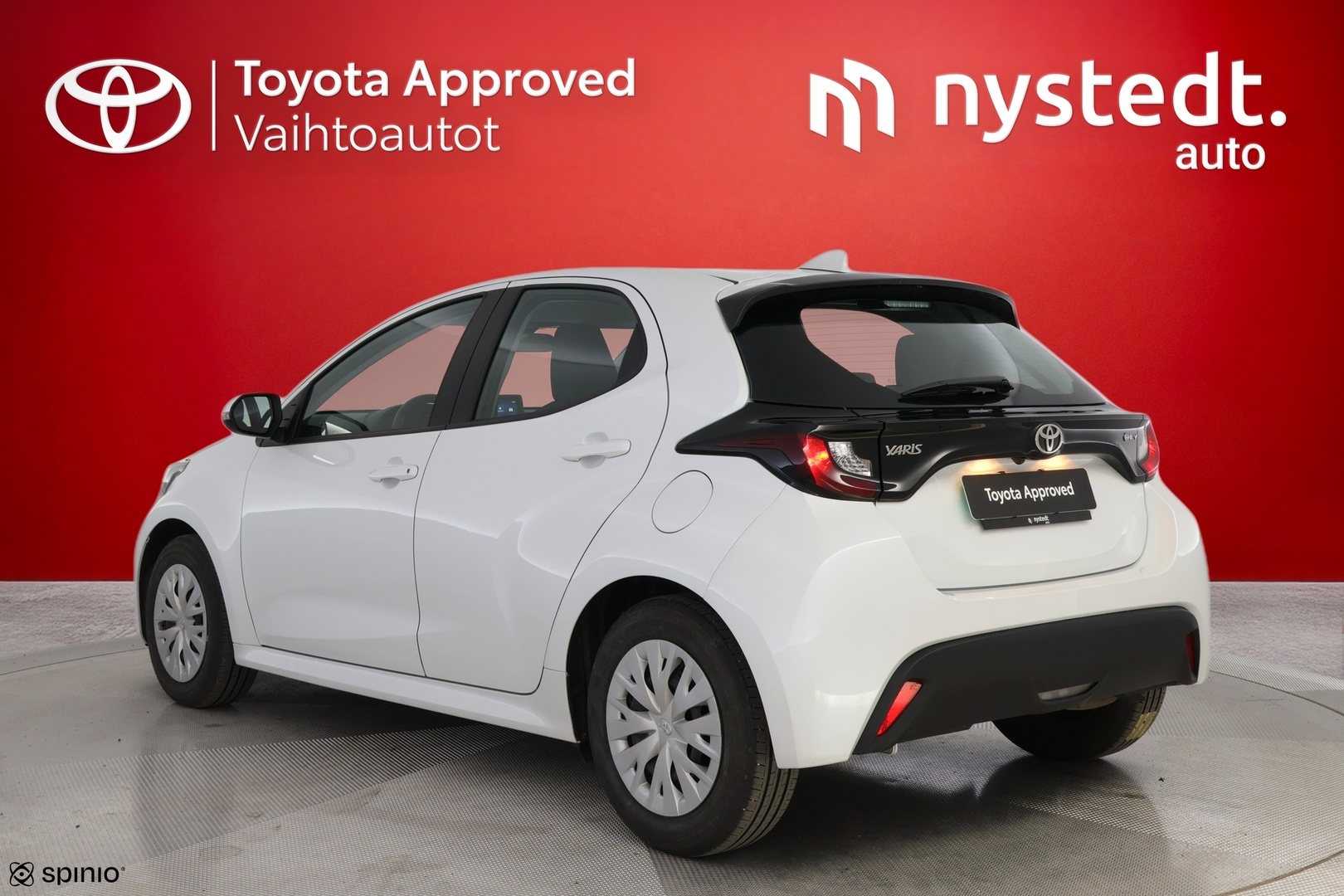 TOYOTA Yaris 2024