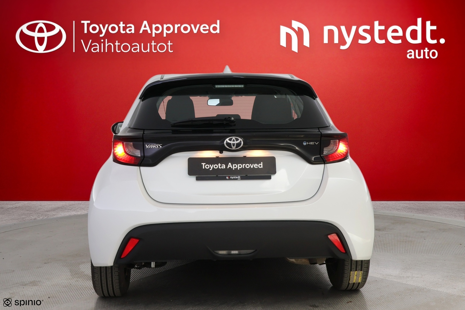 TOYOTA Yaris 2024