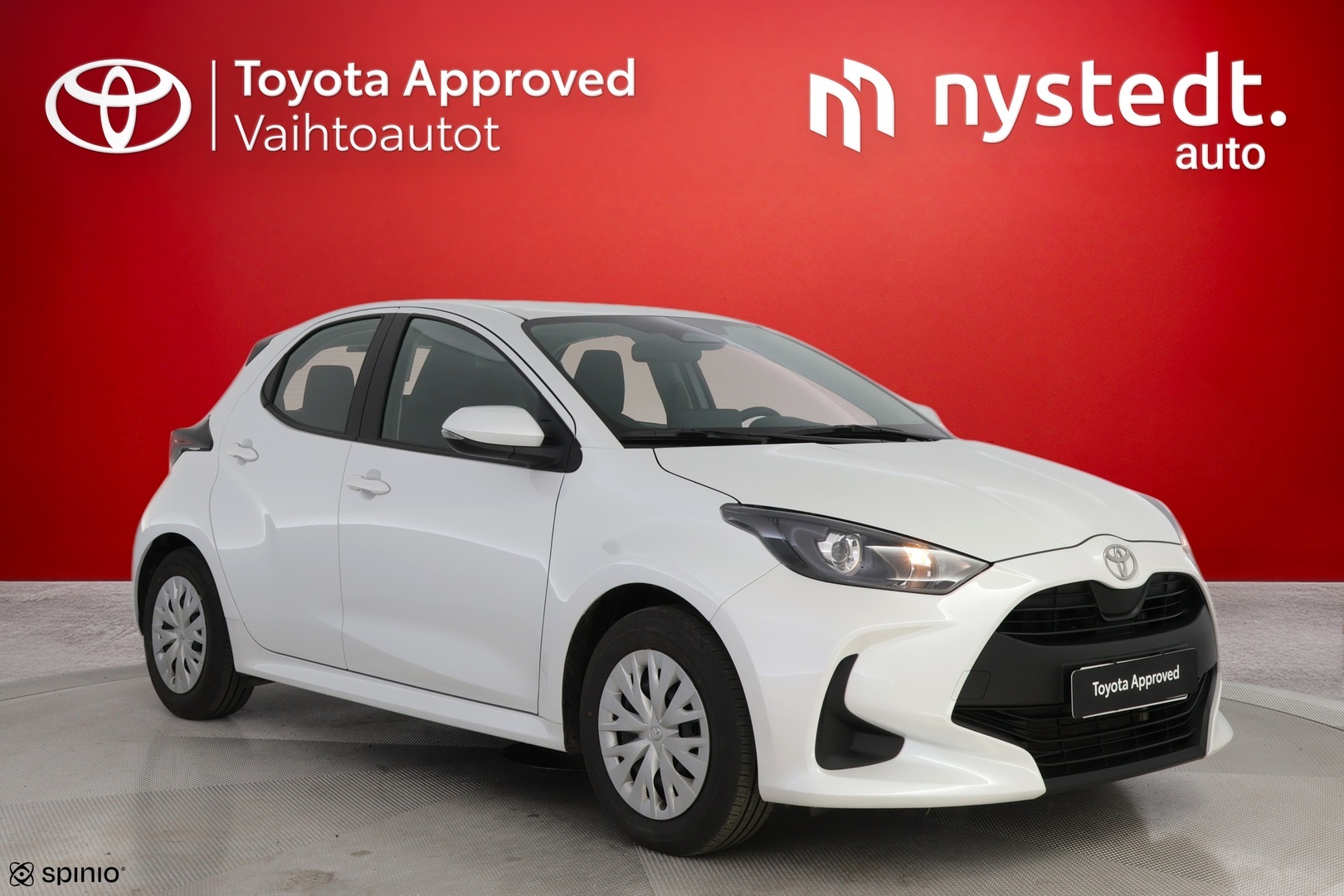 TOYOTA Yaris 2024