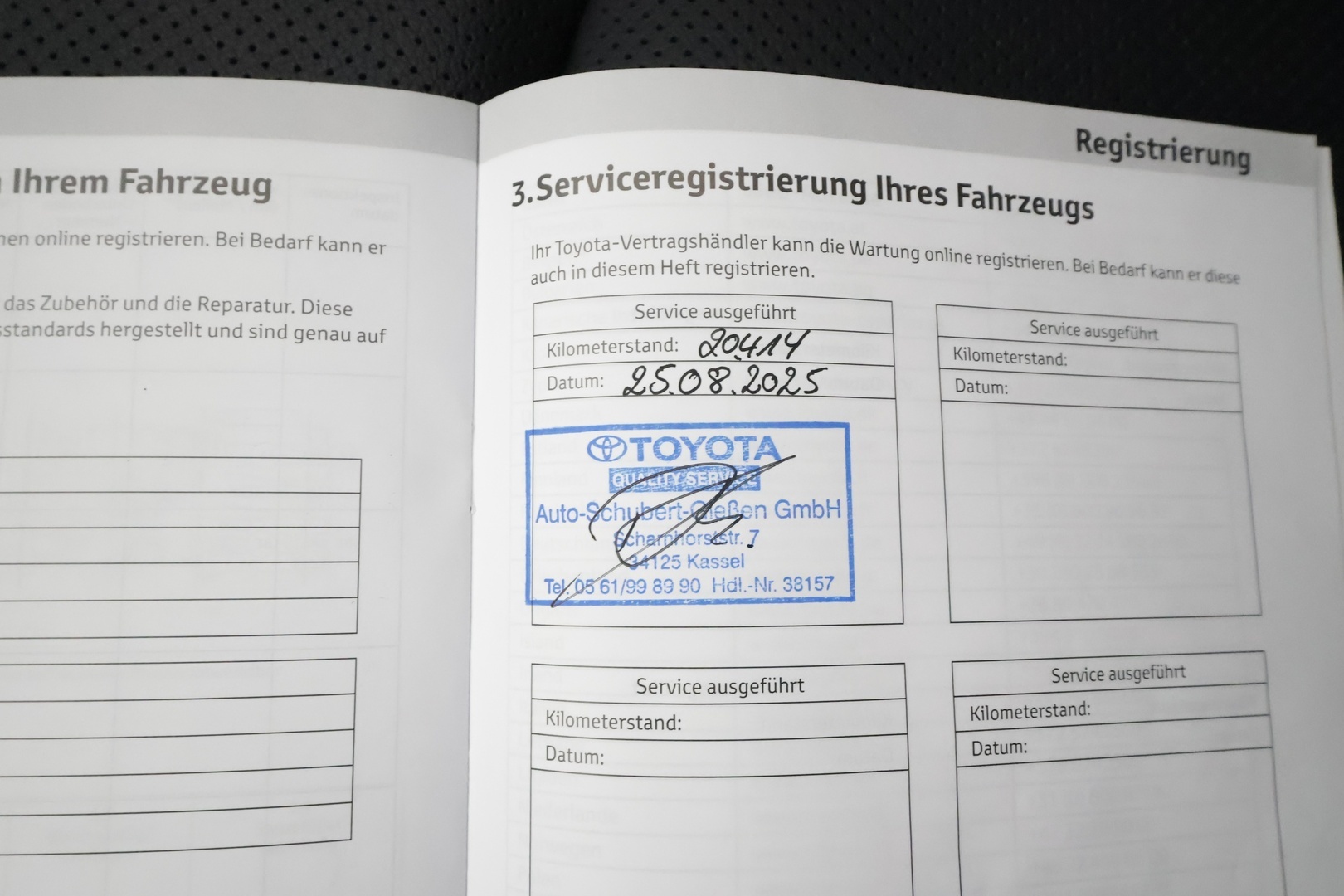 TOYOTA RAV4 PLUG-IN 2024