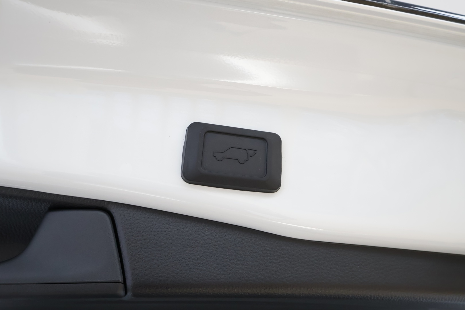 TOYOTA RAV4 PLUG-IN 2024