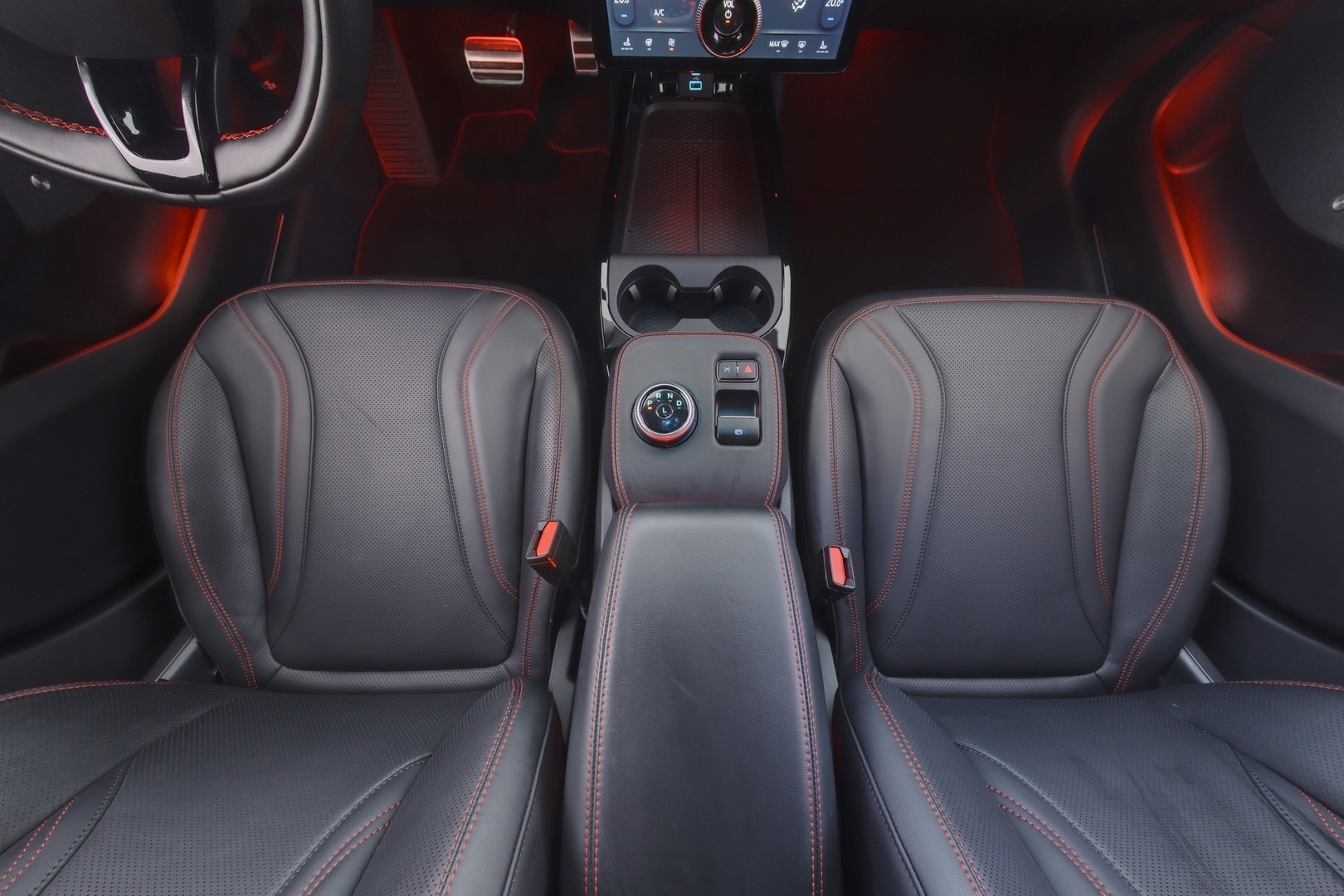 FORD MUSTANG MACH-E 2022