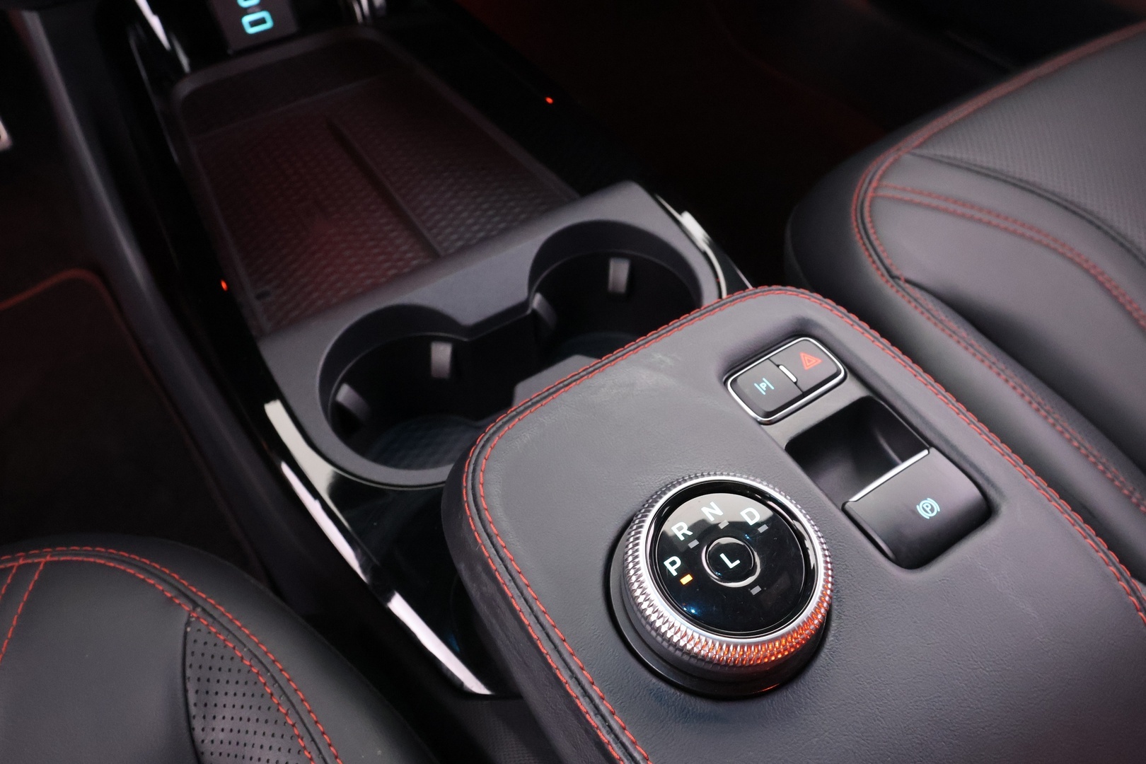 FORD MUSTANG MACH-E 2022