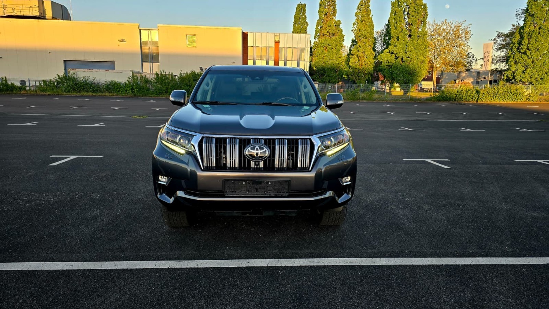 TOYOTA LAND CRUISER 2019