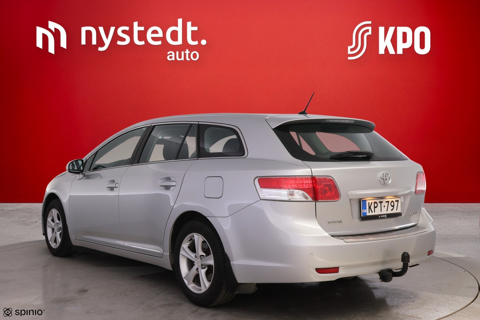 TOYOTA Avensis 2011