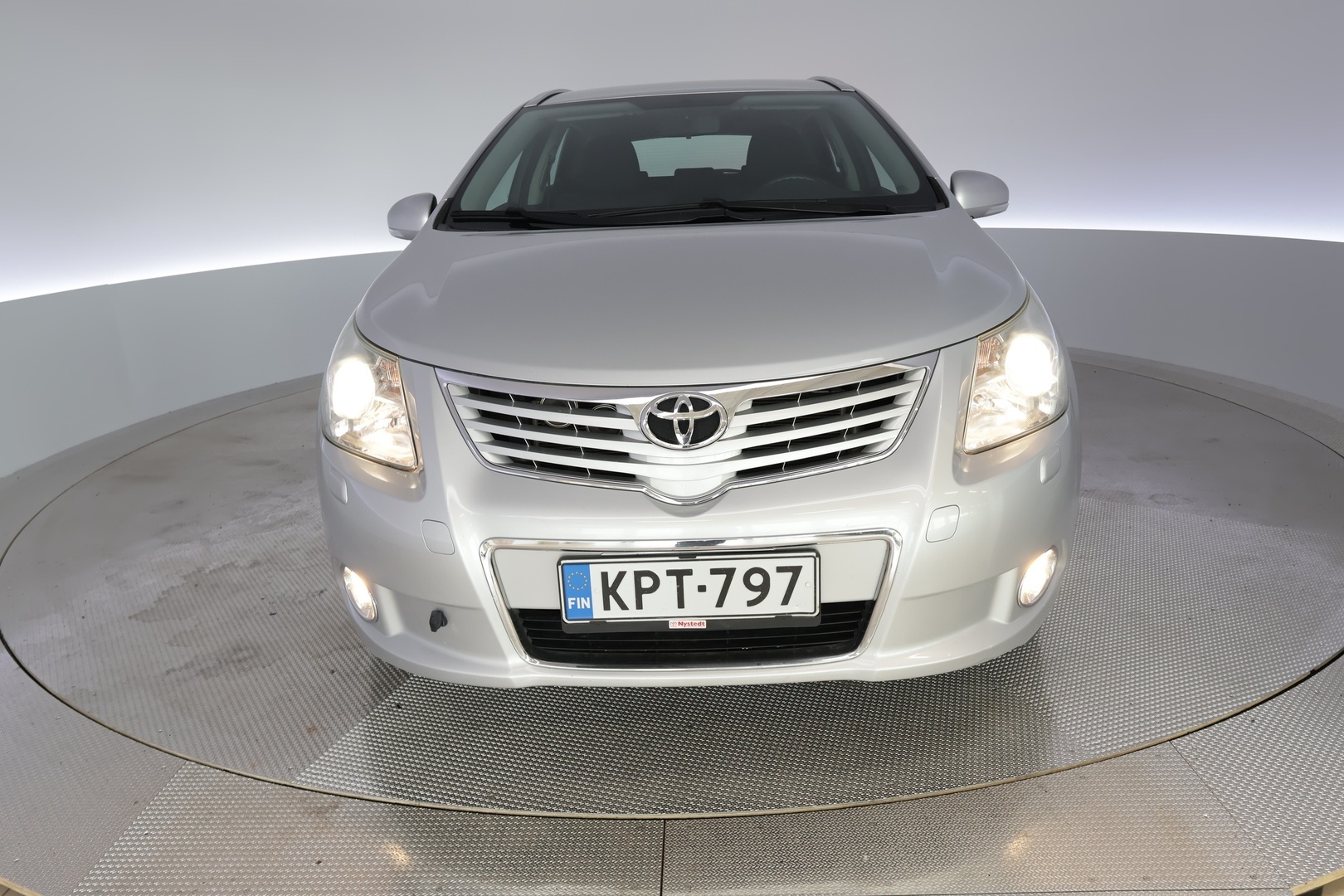 TOYOTA Avensis 2011