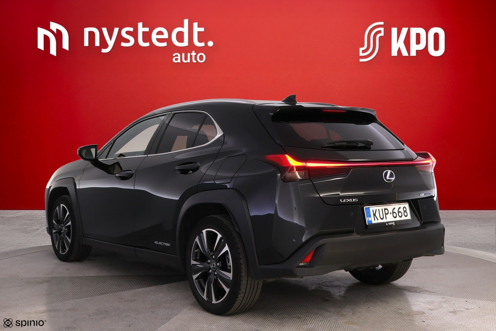 LEXUS UX 2021