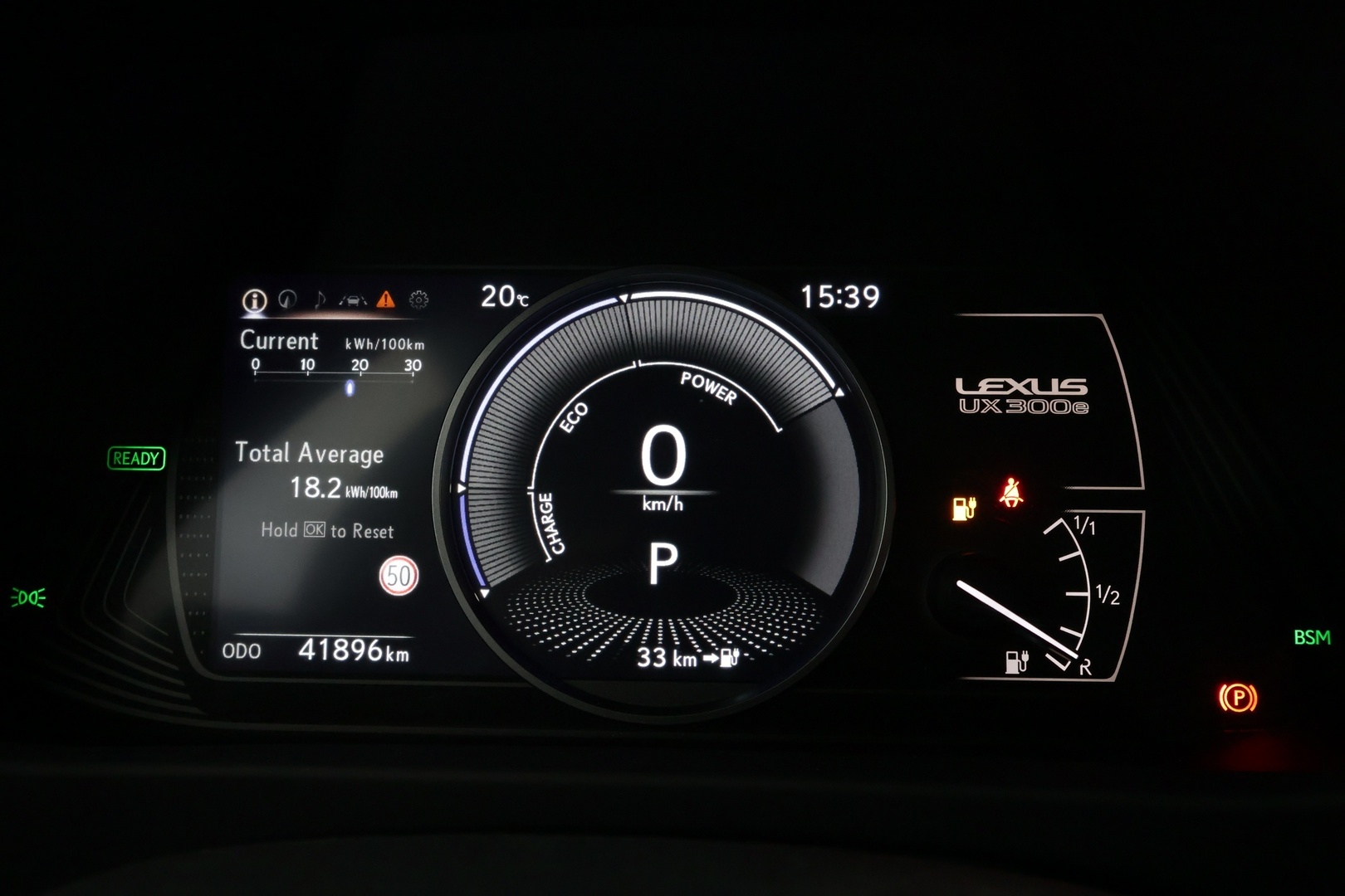 LEXUS UX 2021