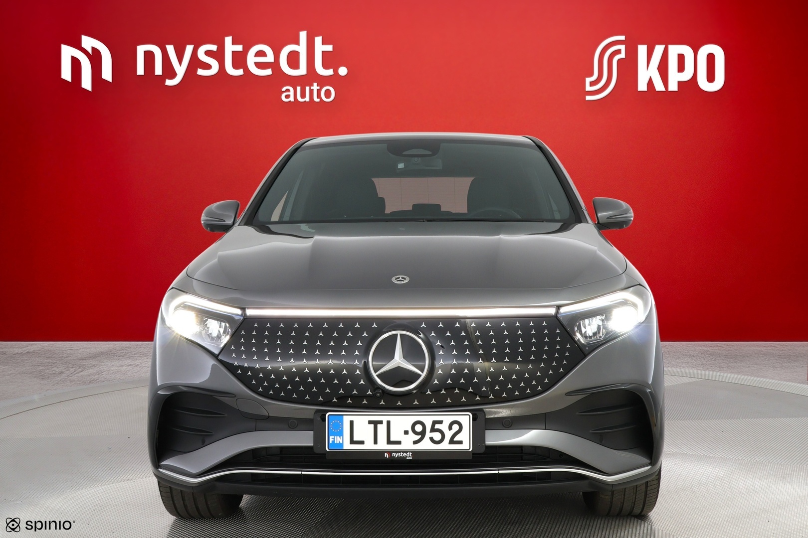 MERCEDES-BENZ EQA 2025