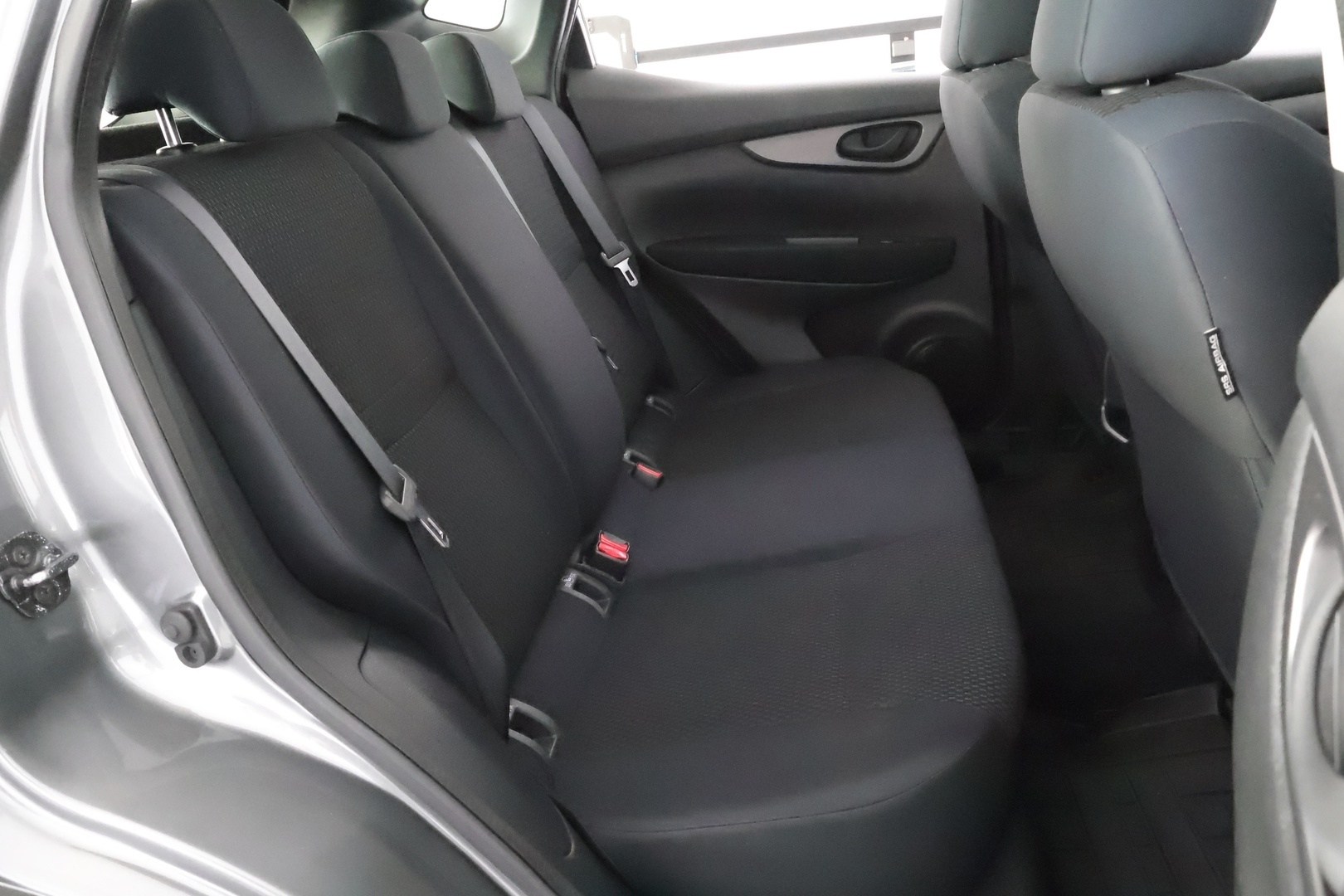 NISSAN Qashqai 2015