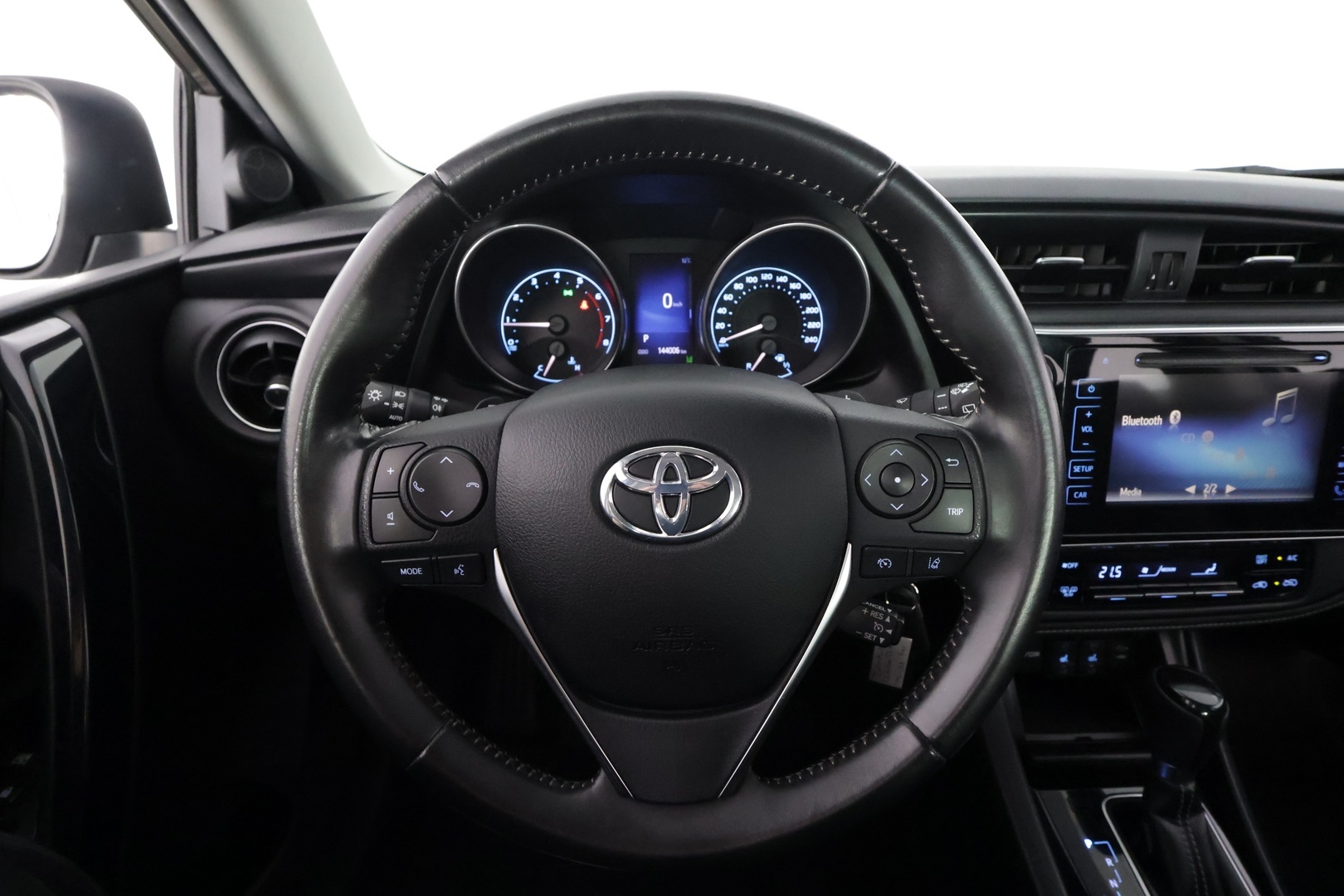 TOYOTA Auris 2017