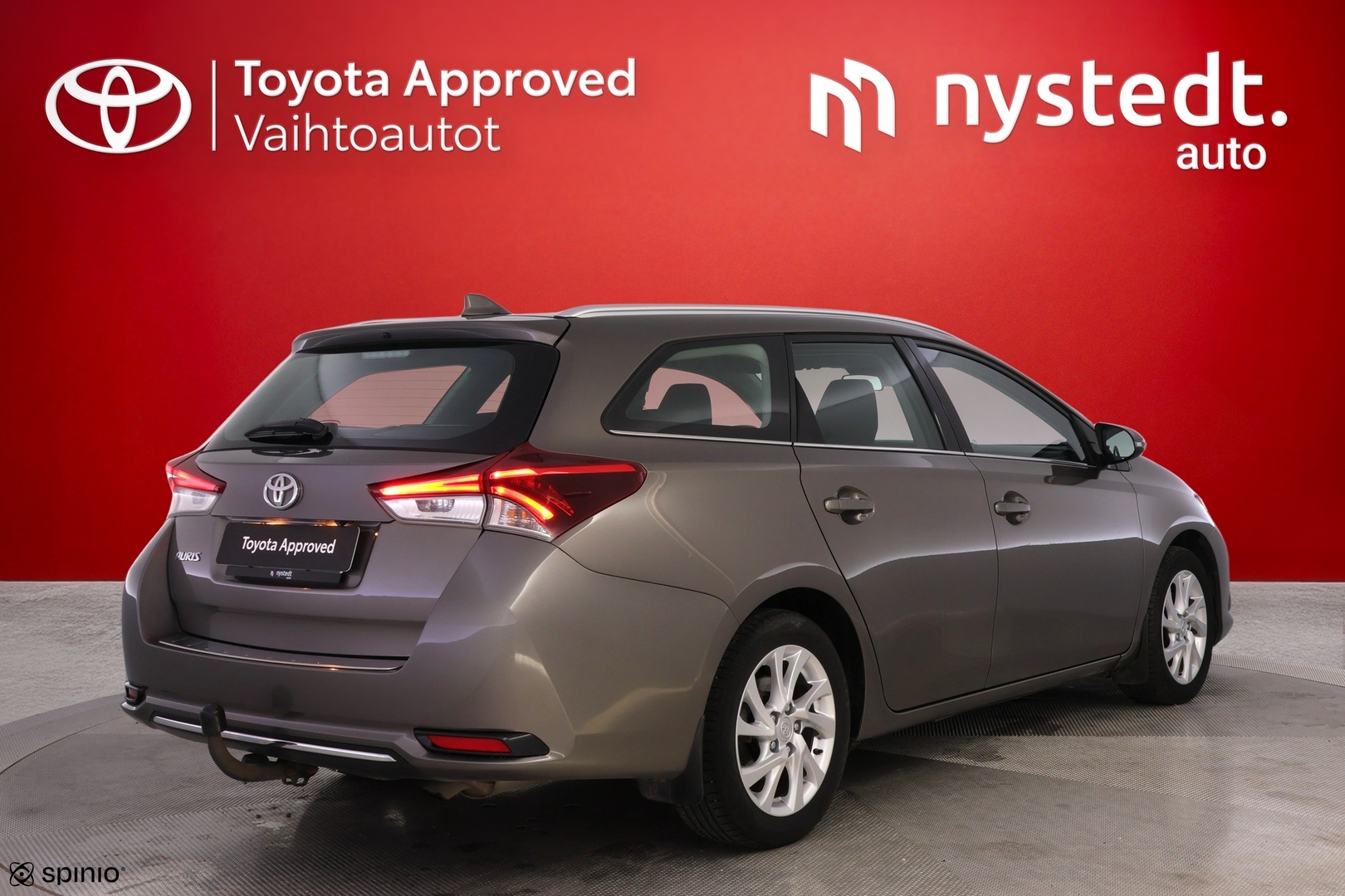 TOYOTA Auris 2017
