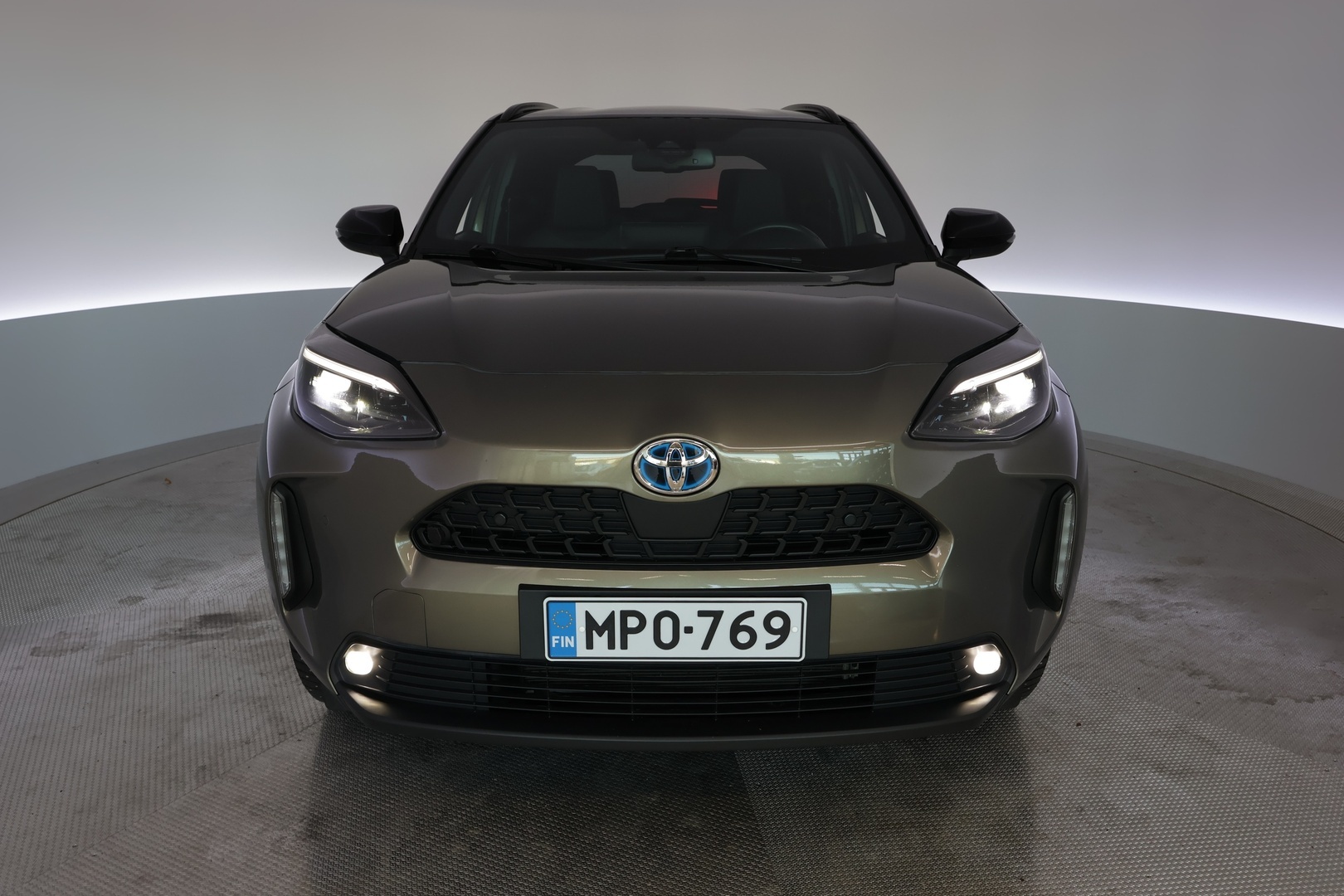 TOYOTA Yaris Cross 2024