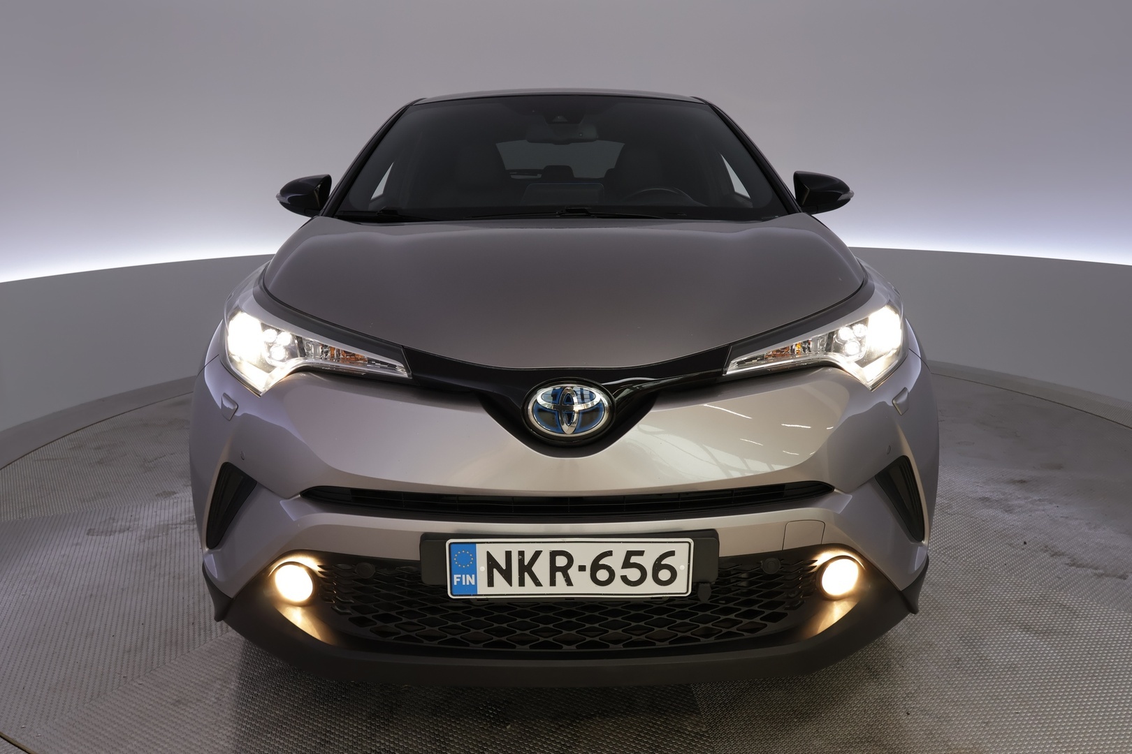 TOYOTA C-HR 2017