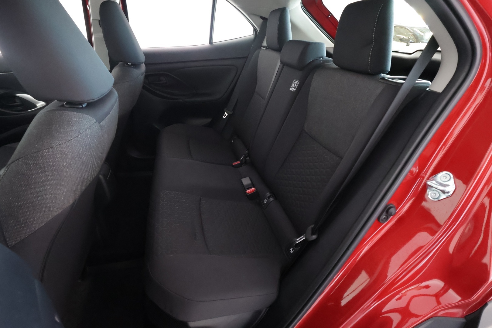TOYOTA Yaris Cross 2024