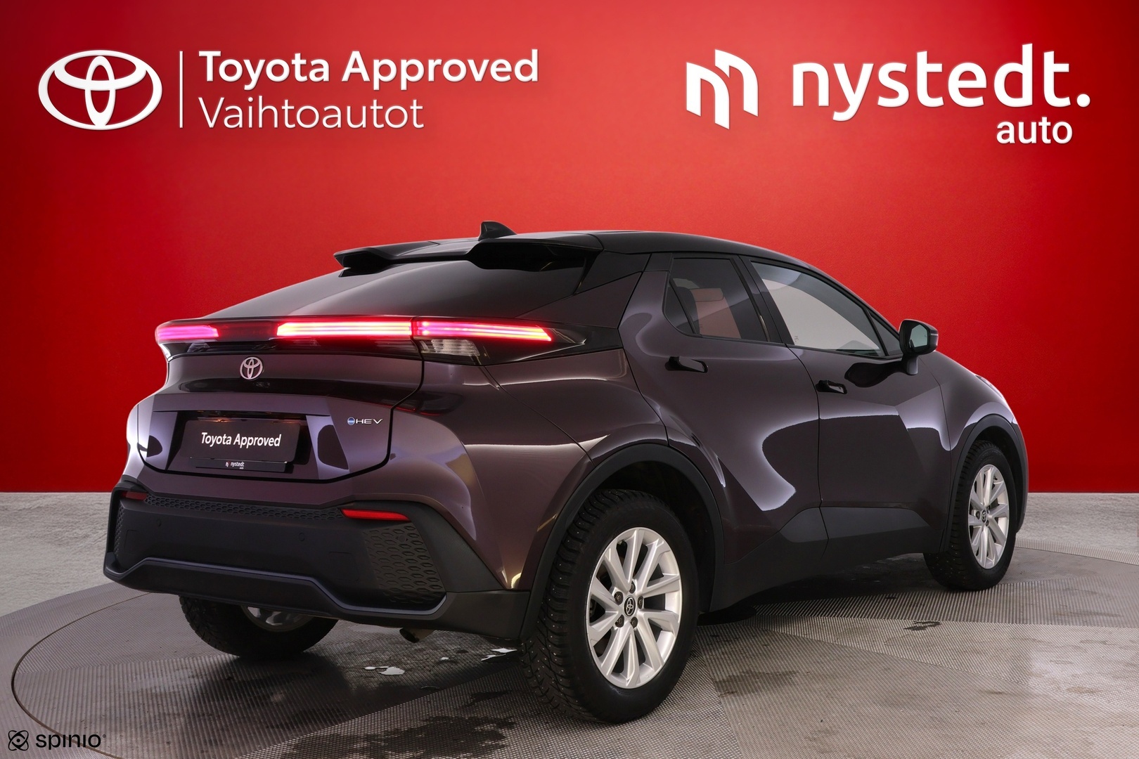 TOYOTA C-HR 2024