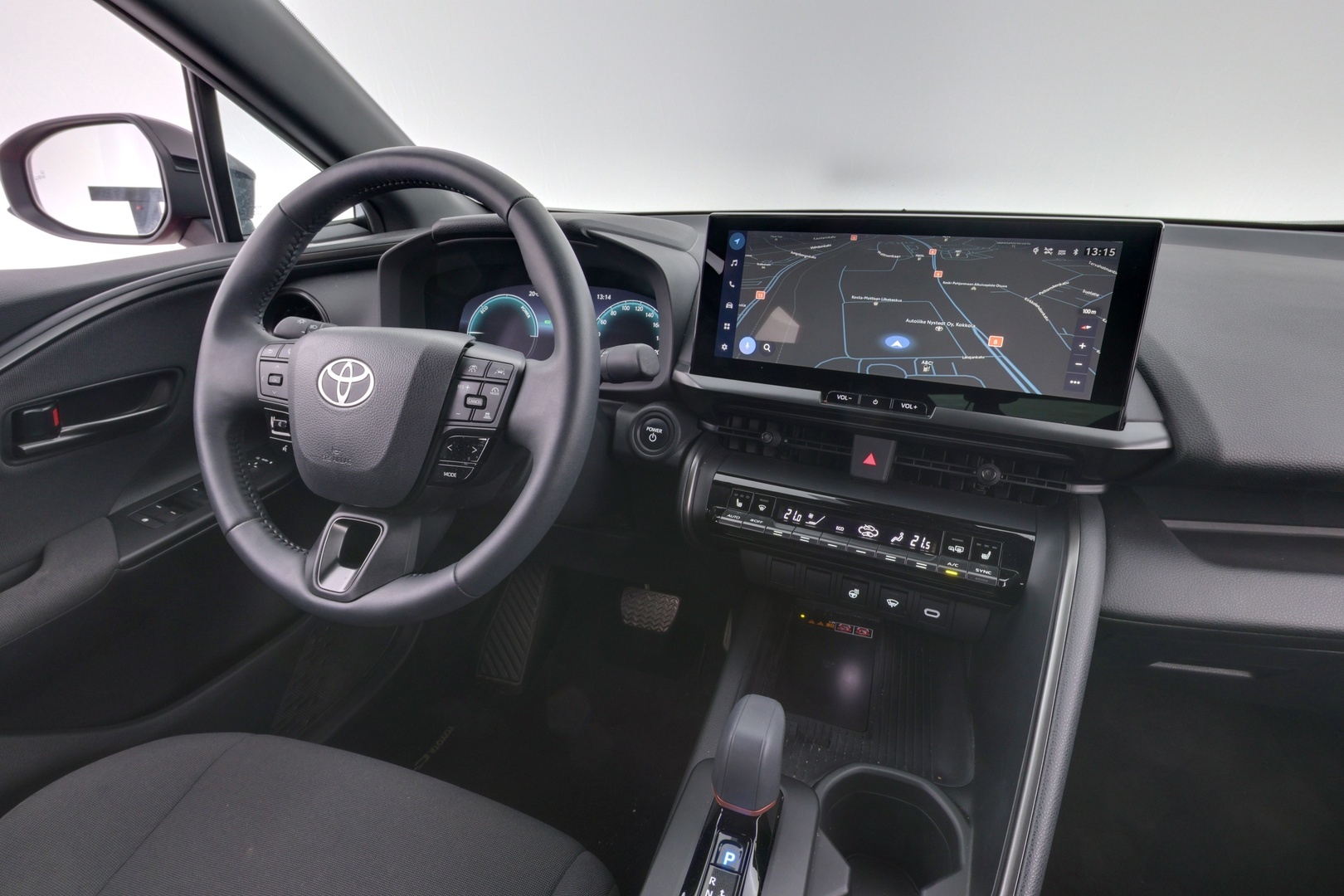 TOYOTA C-HR 2024