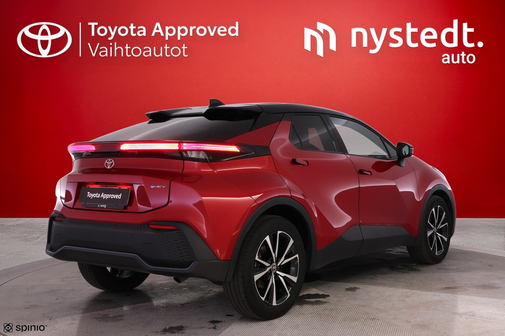 TOYOTA C-HR 2024