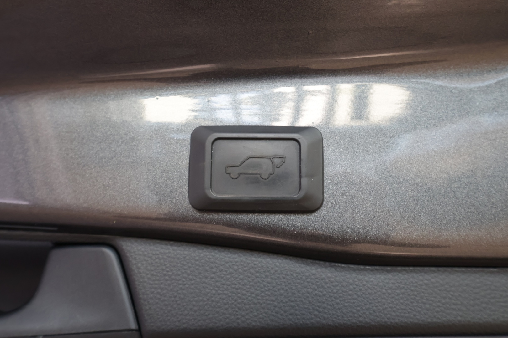 TOYOTA RAV4 2023
