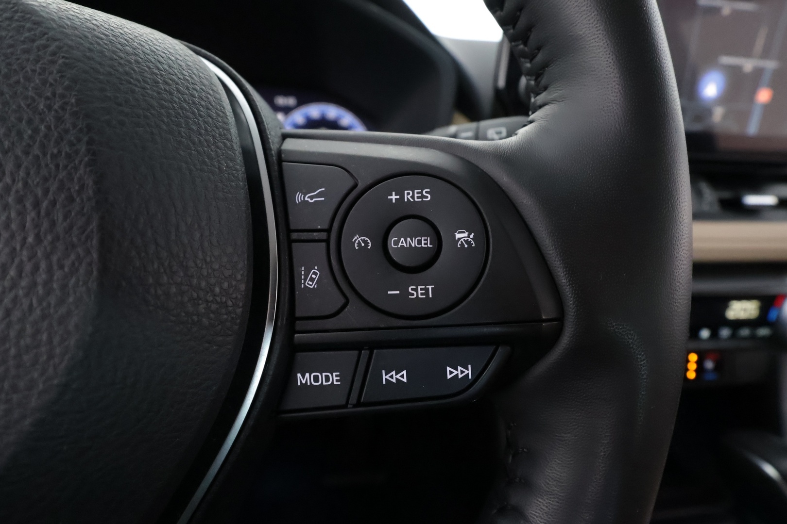 TOYOTA RAV4 2023