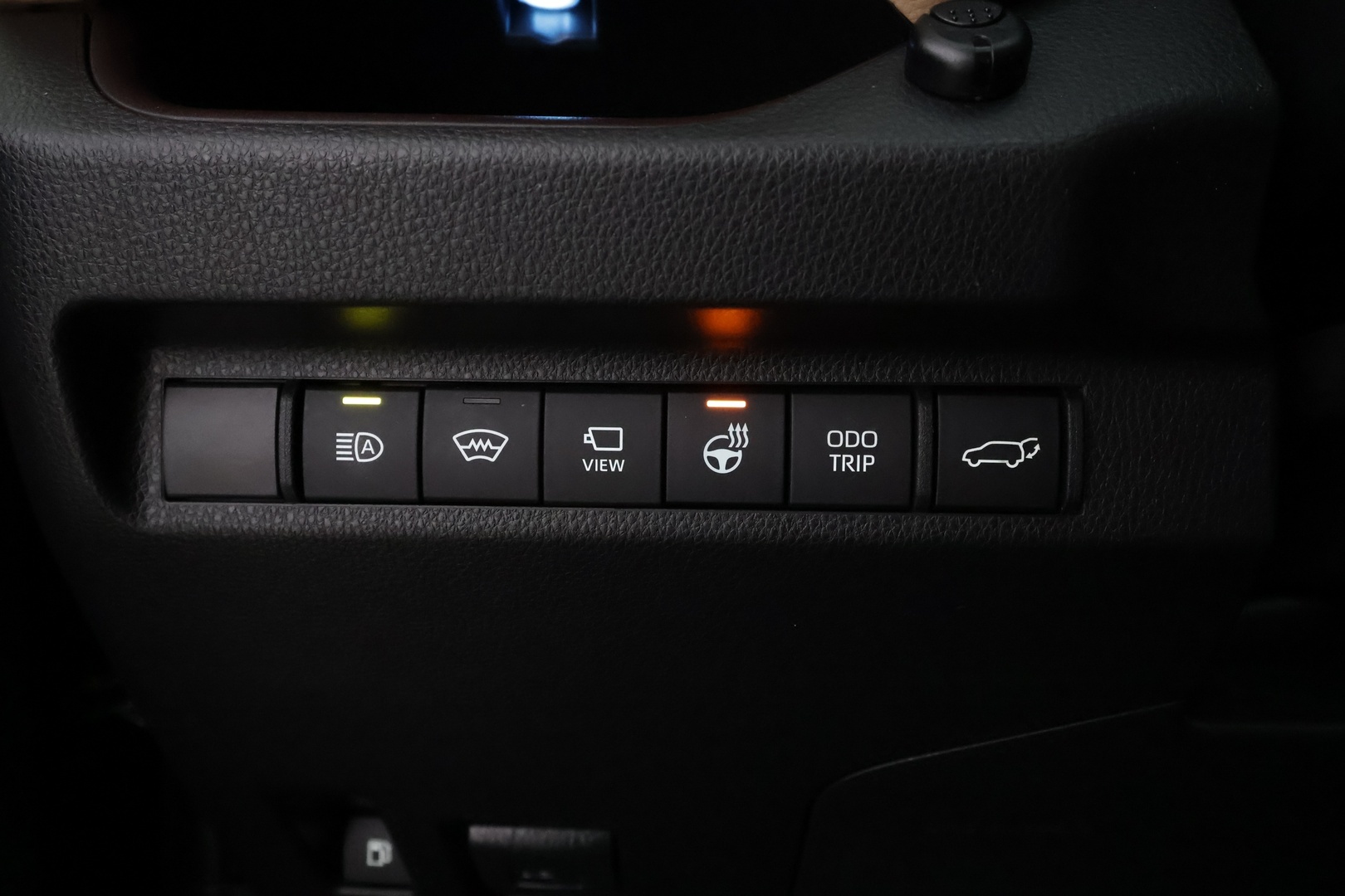 TOYOTA RAV4 2023