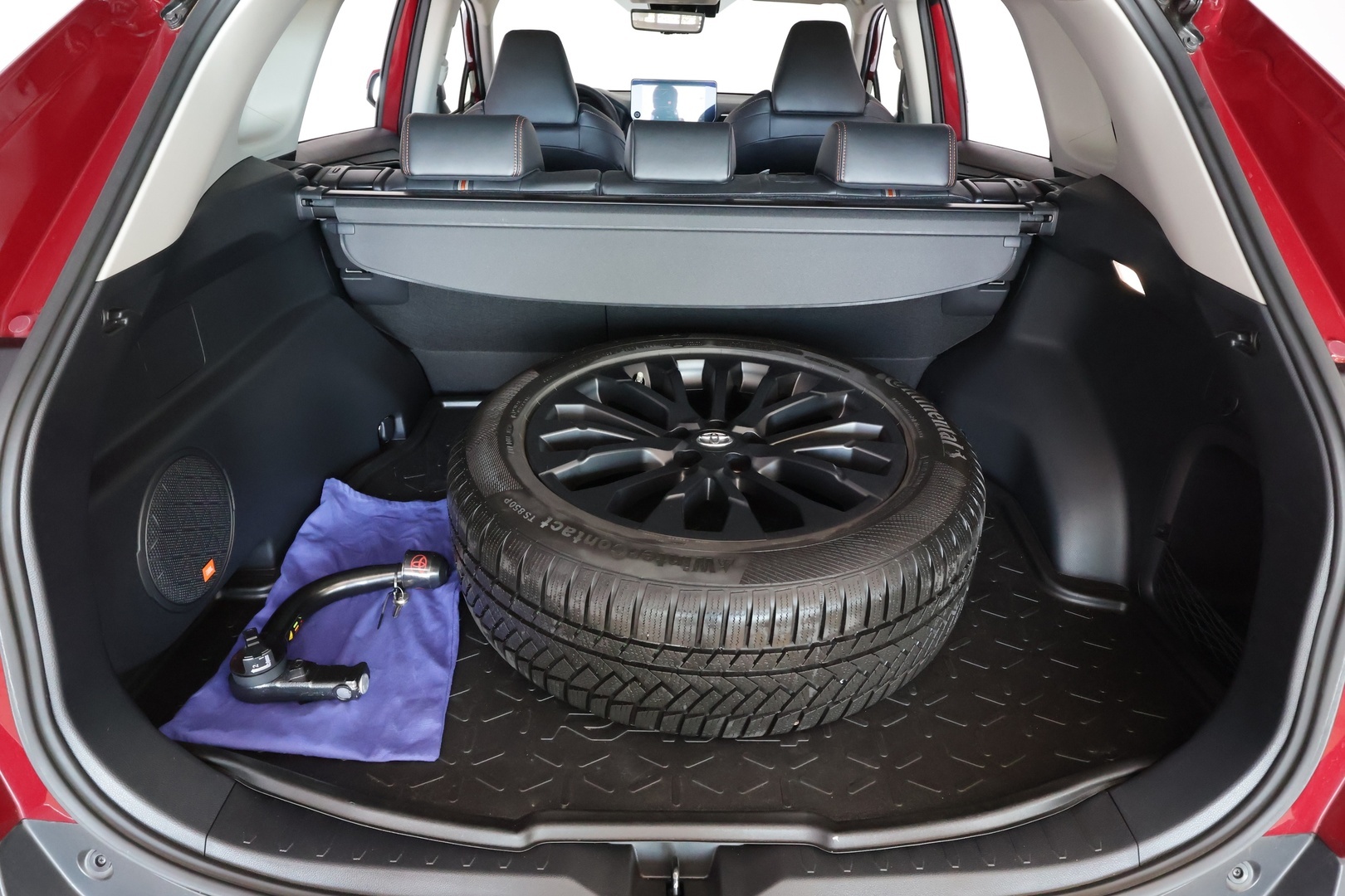 TOYOTA RAV4 2024