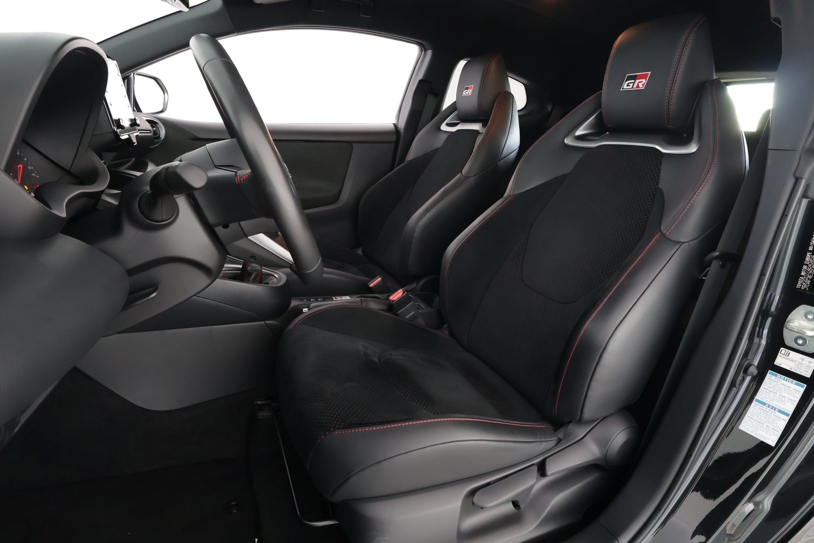 TOYOTA GR YARIS 2022