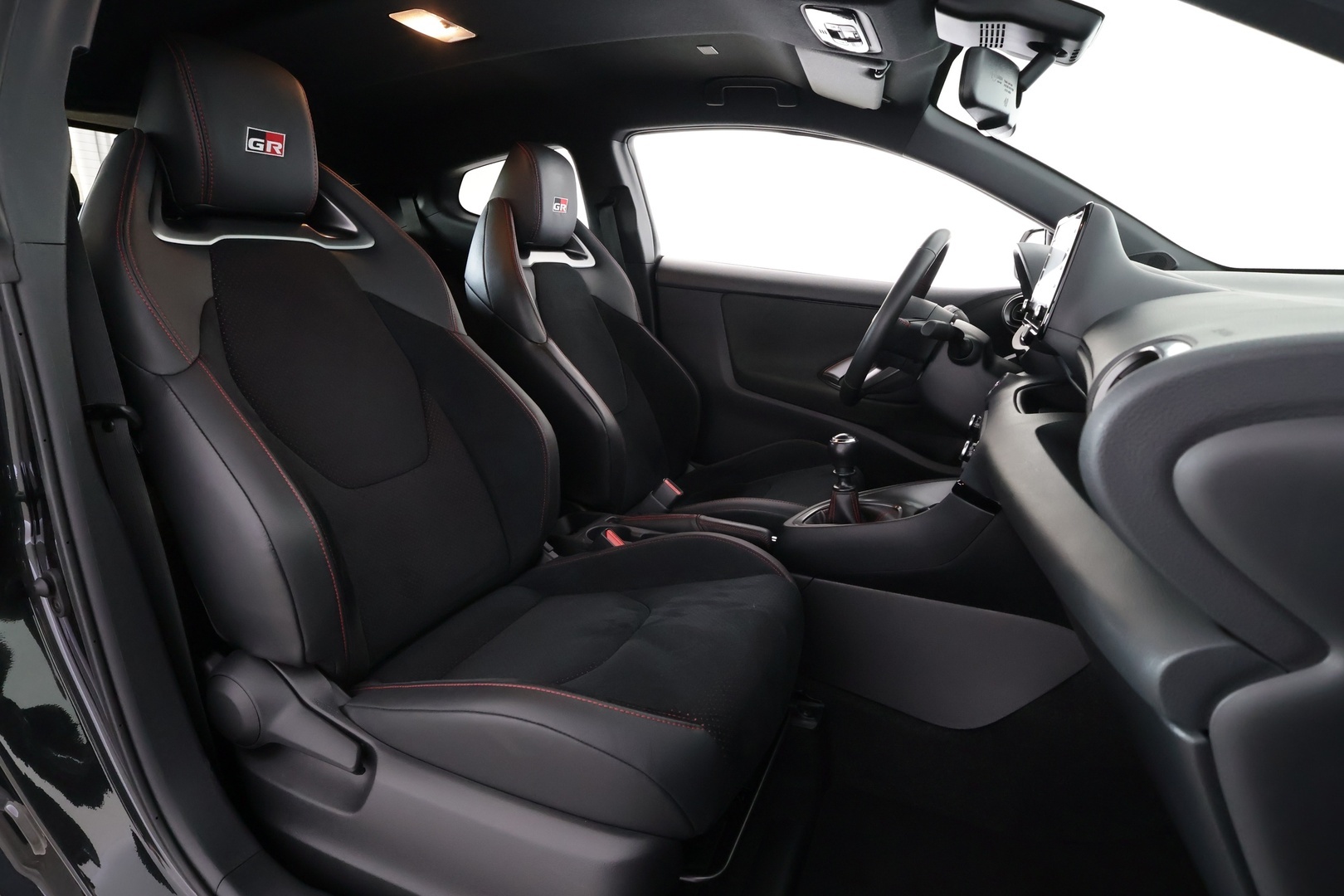 TOYOTA GR YARIS 2022