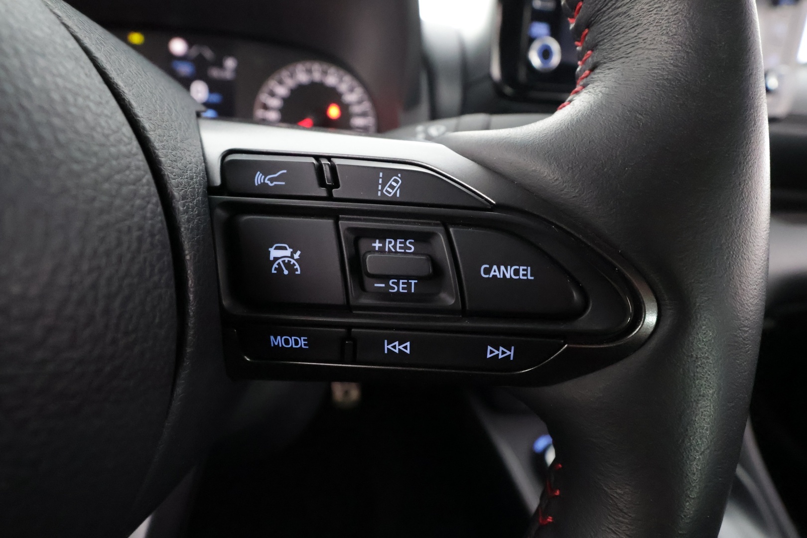 TOYOTA GR YARIS 2022