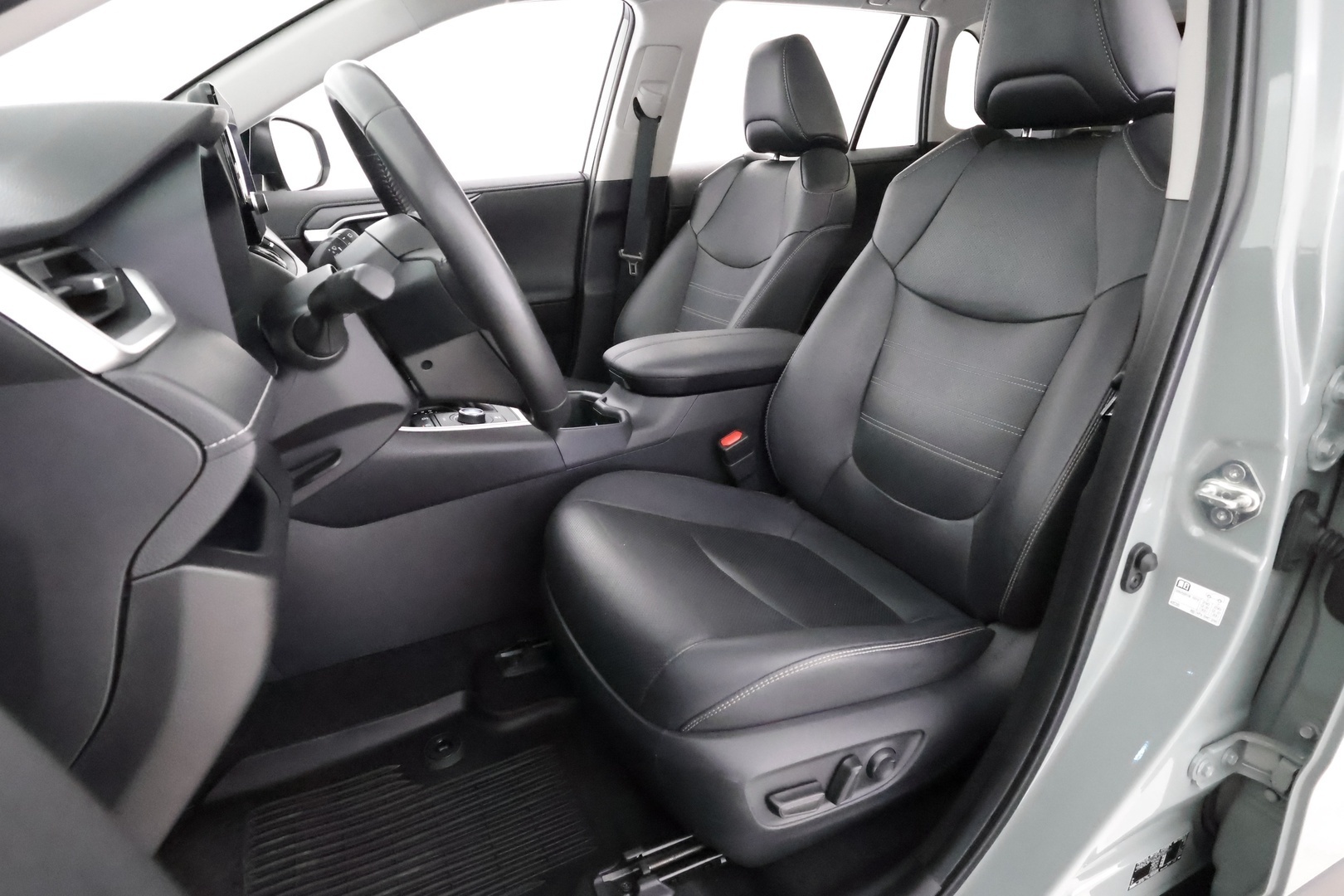 TOYOTA RAV4 2023