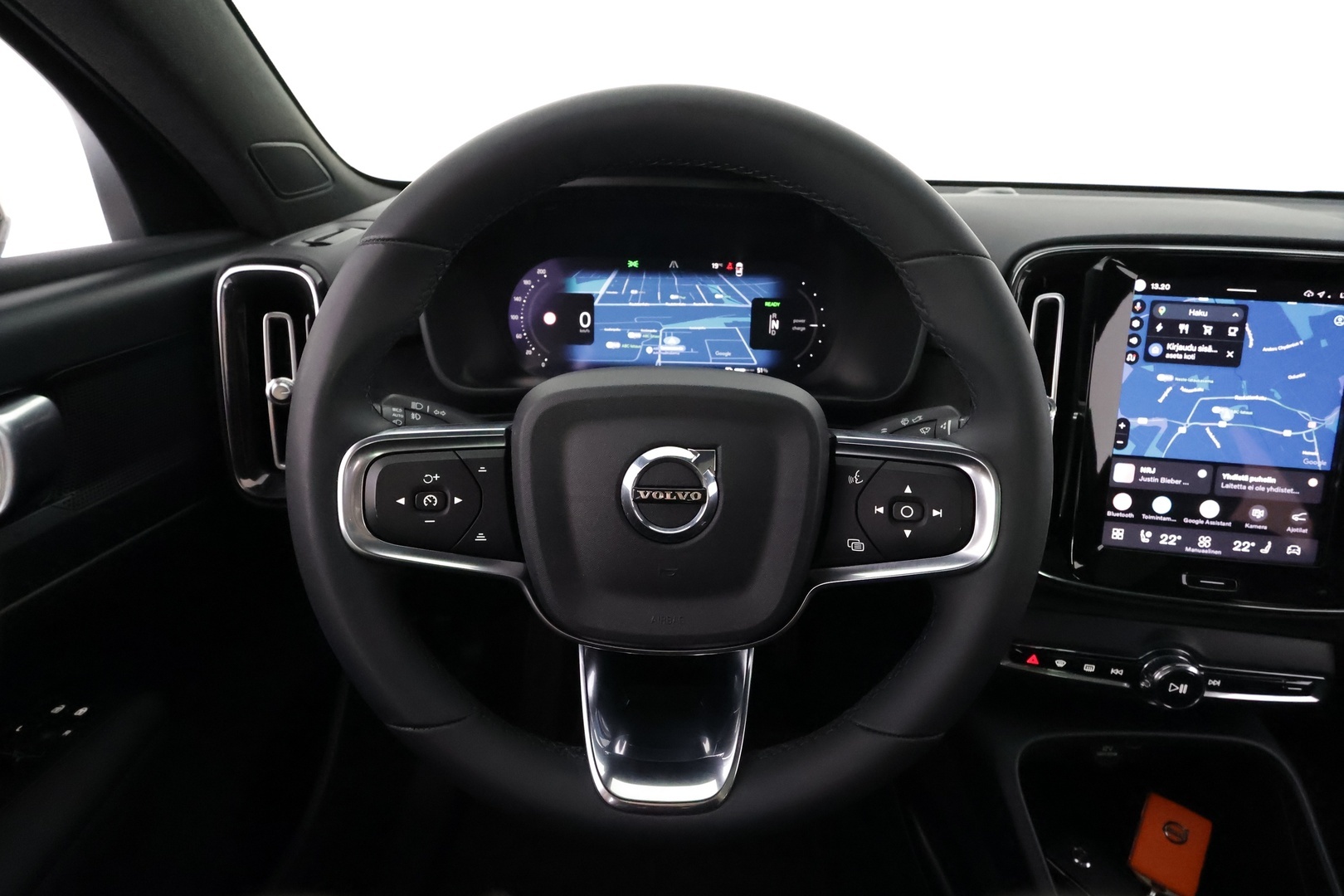VOLVO C40 20