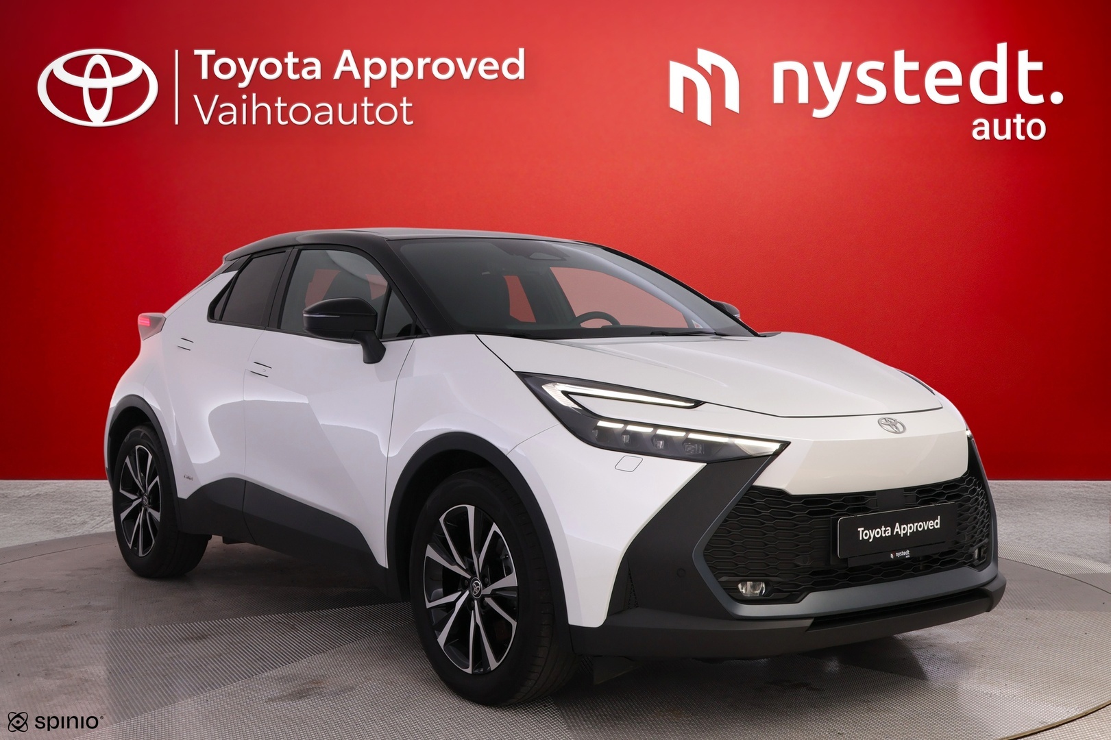 TOYOTA C-HR 2024