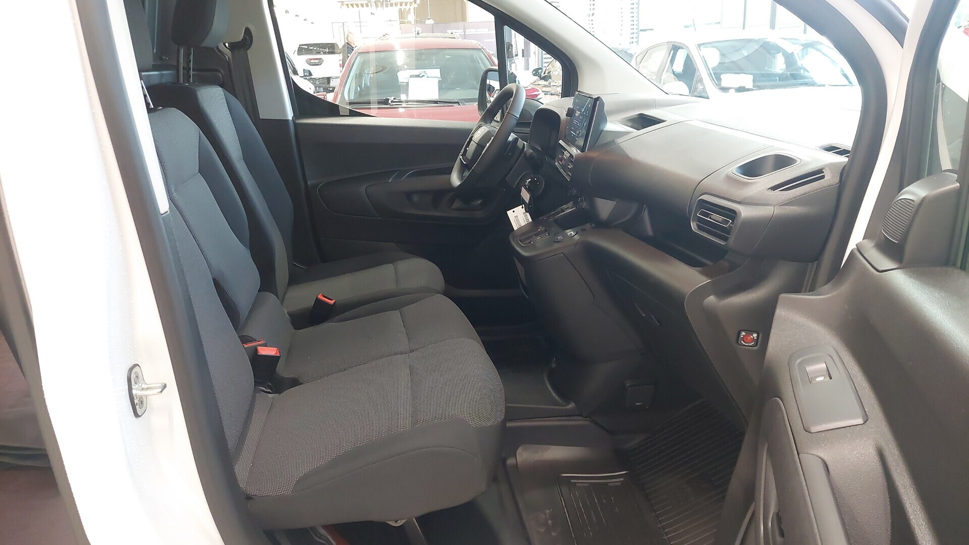 TOYOTA Proace CITY 2025