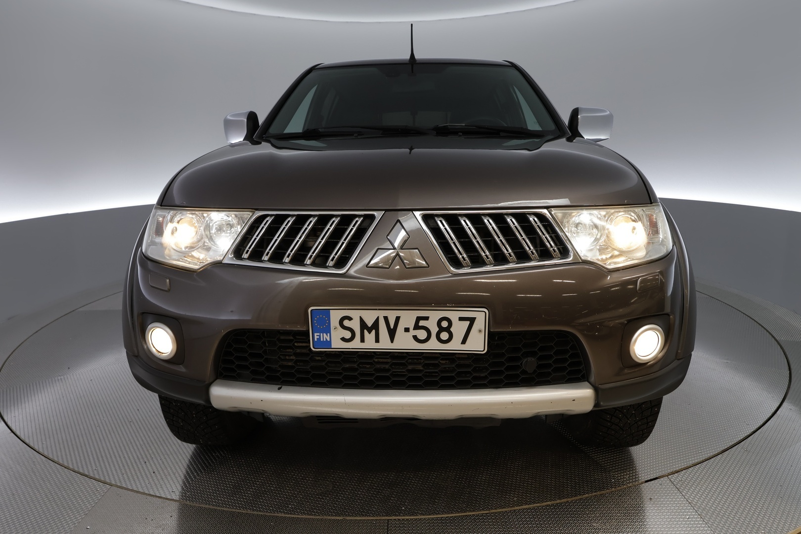 MITSUBISHI L200 2012