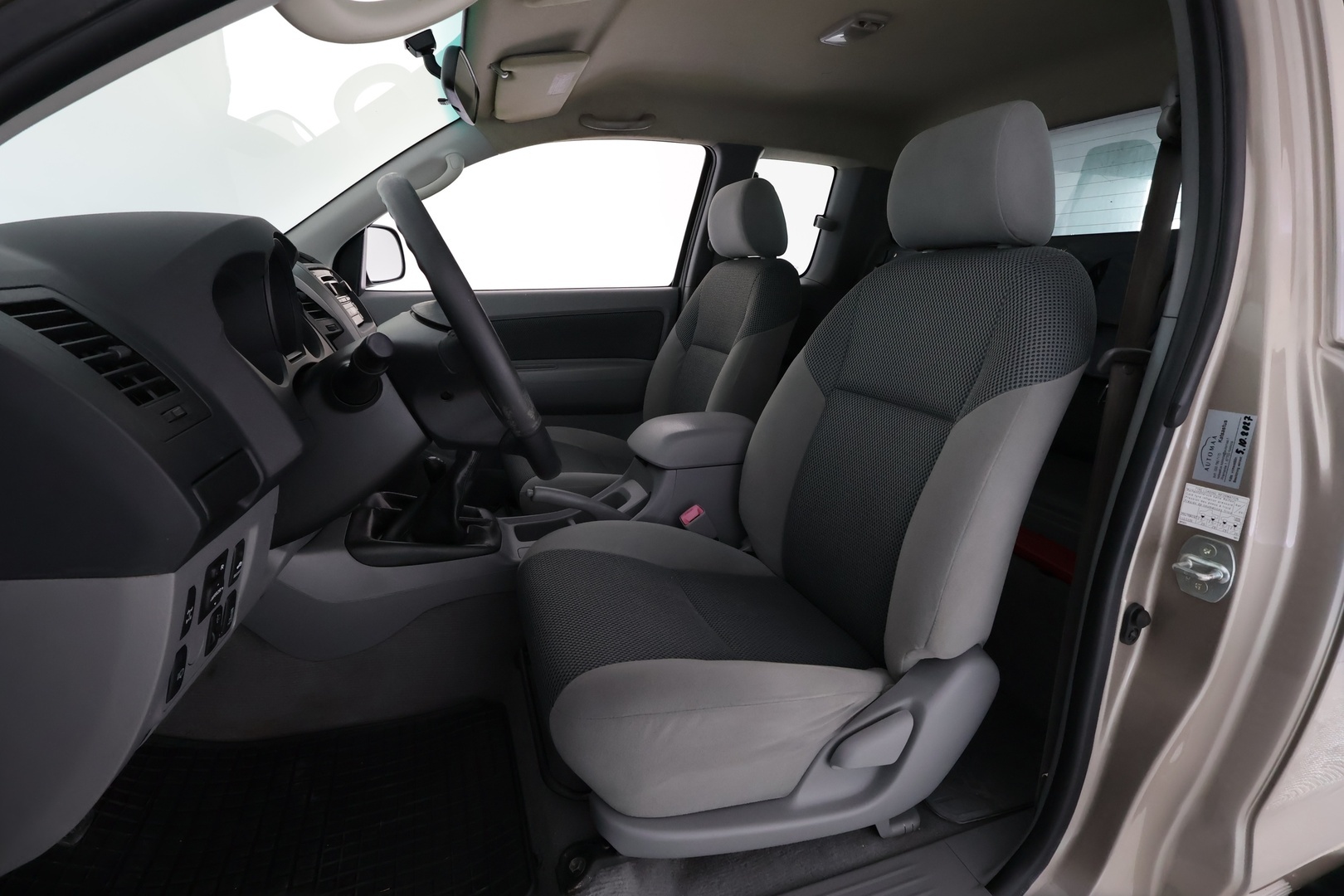 TOYOTA Hilux 2010