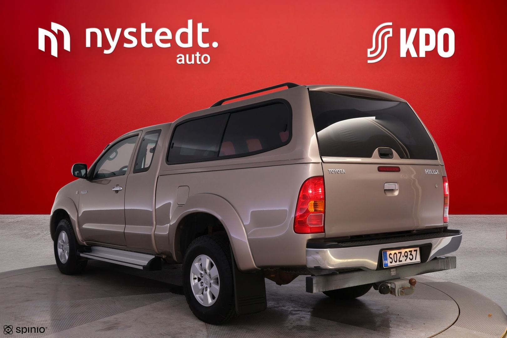 TOYOTA Hilux 2010