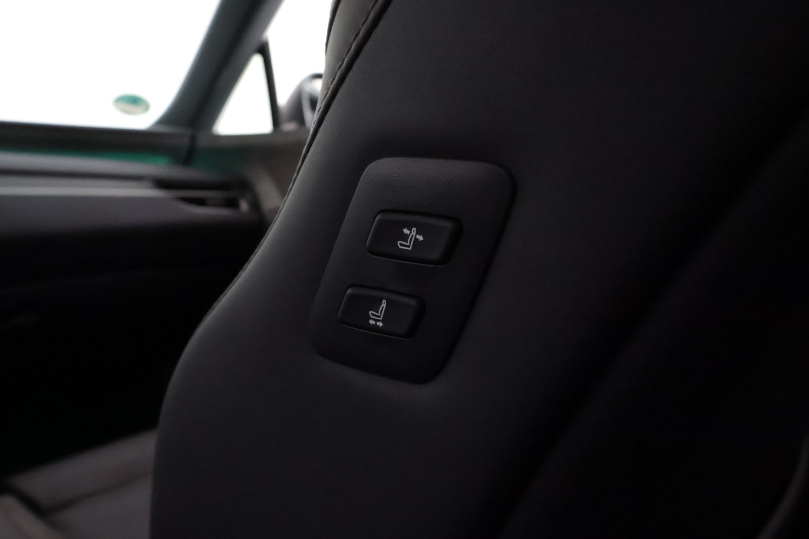LEXUS RX 2025