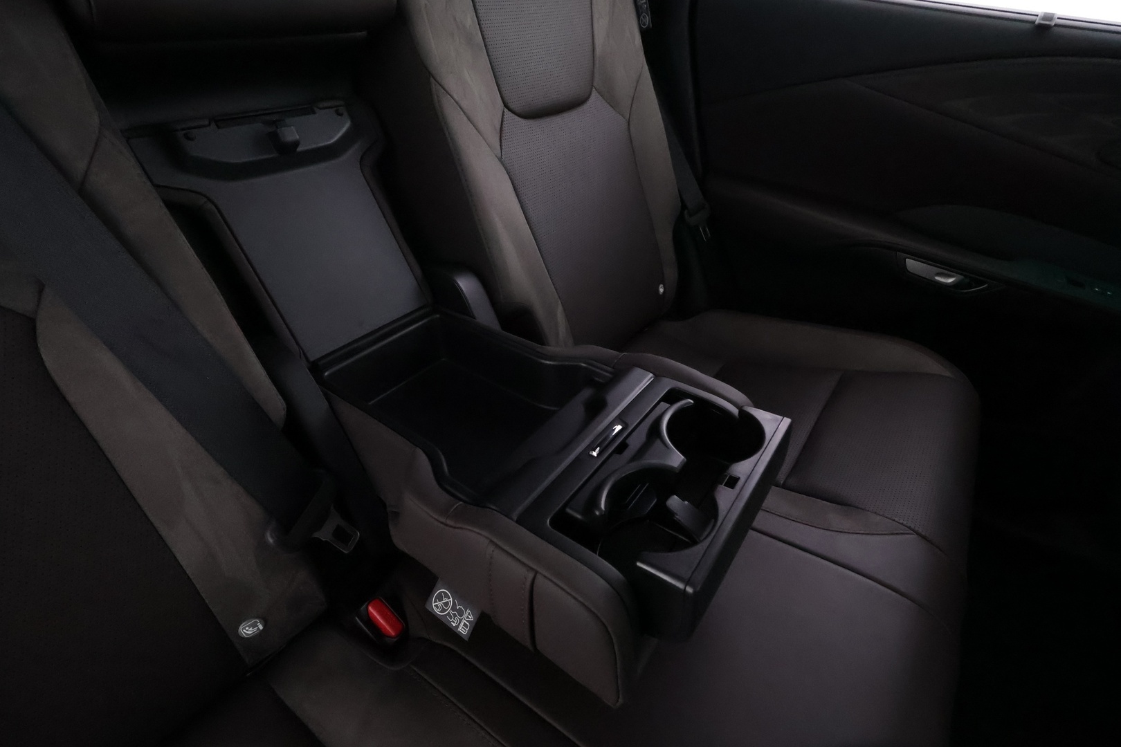 LEXUS RX 2025