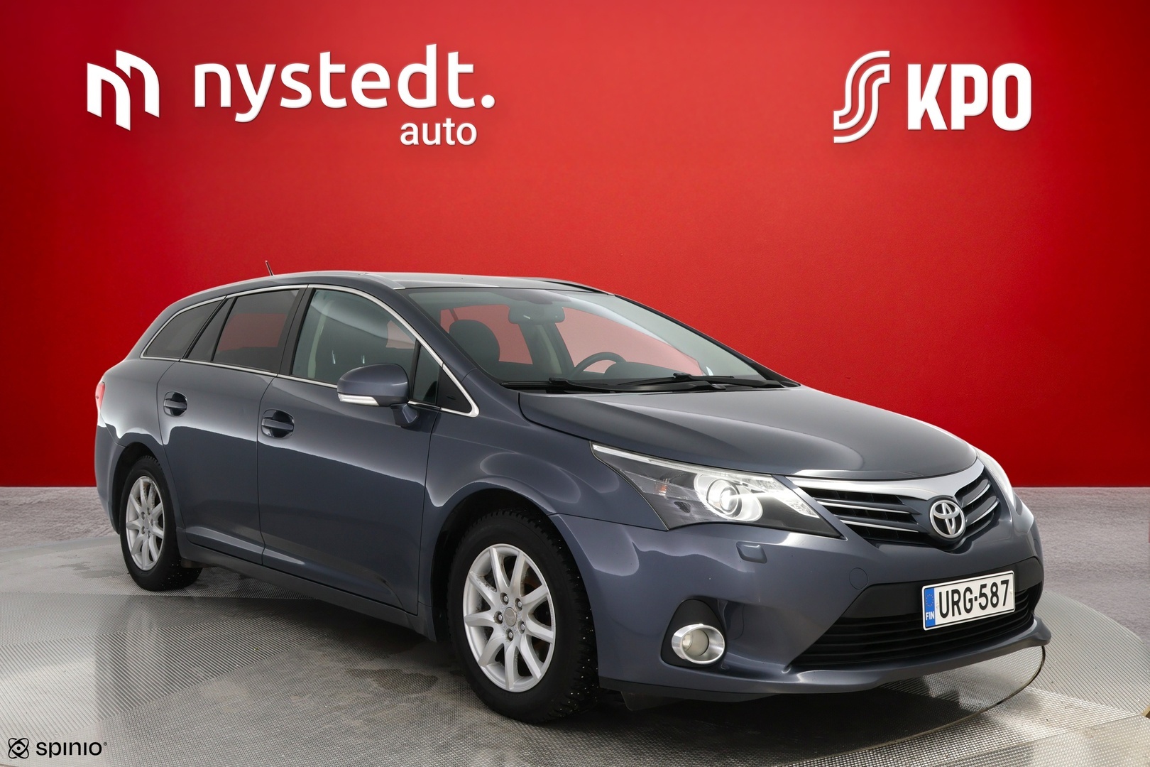 TOYOTA Avensis 2012