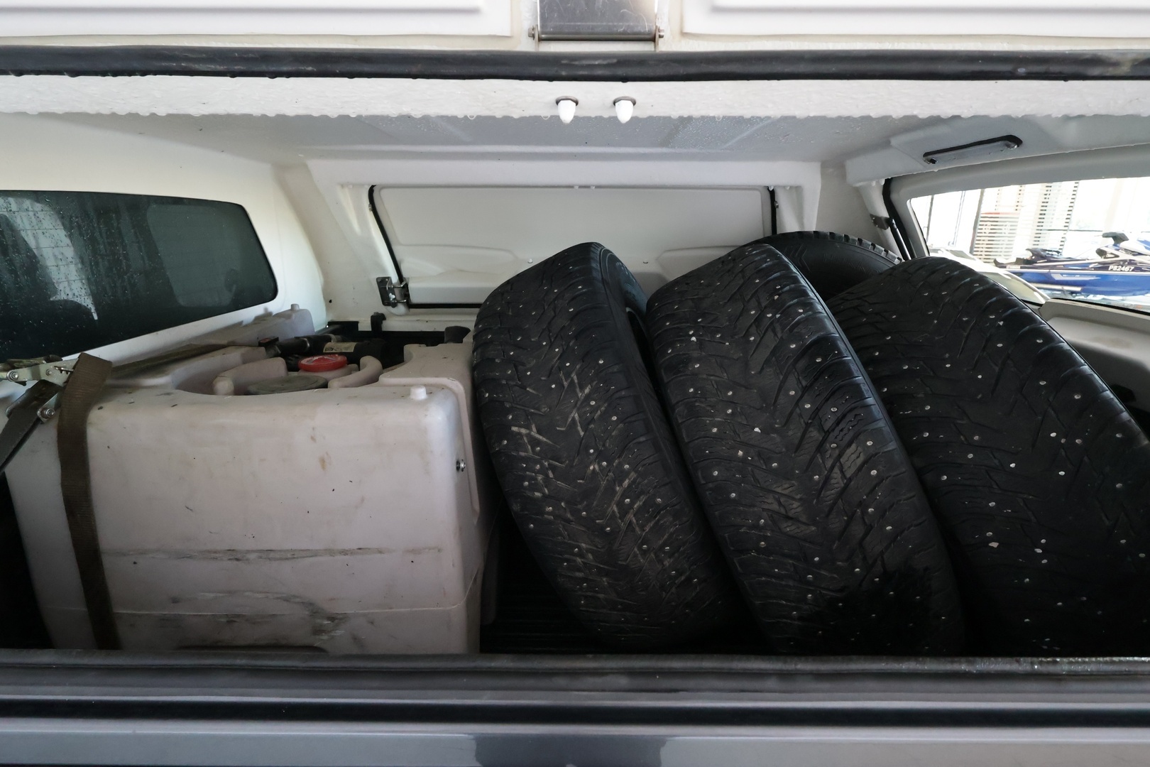 TOYOTA Hilux 2018