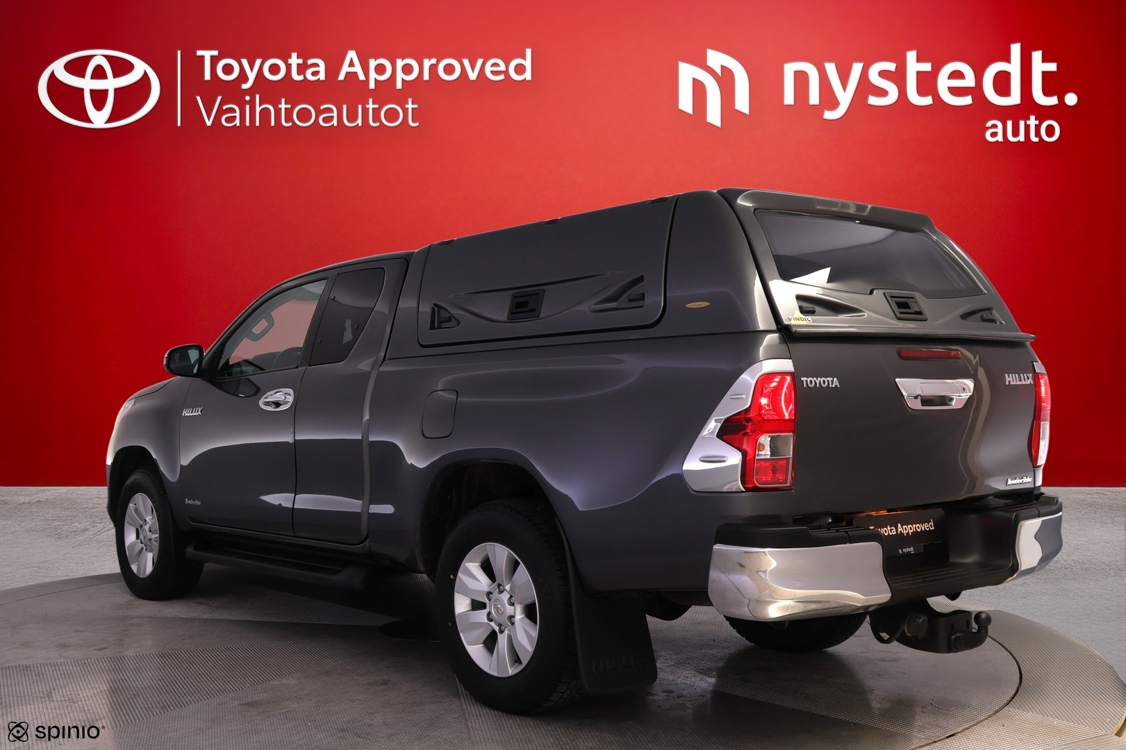 TOYOTA Hilux 2018