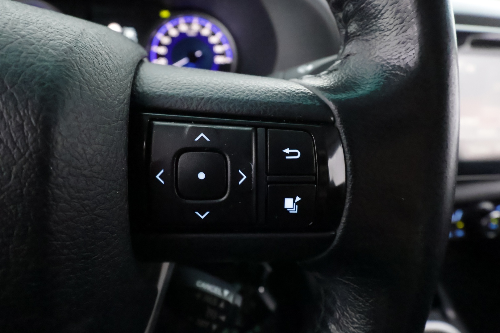 TOYOTA Hilux 2018