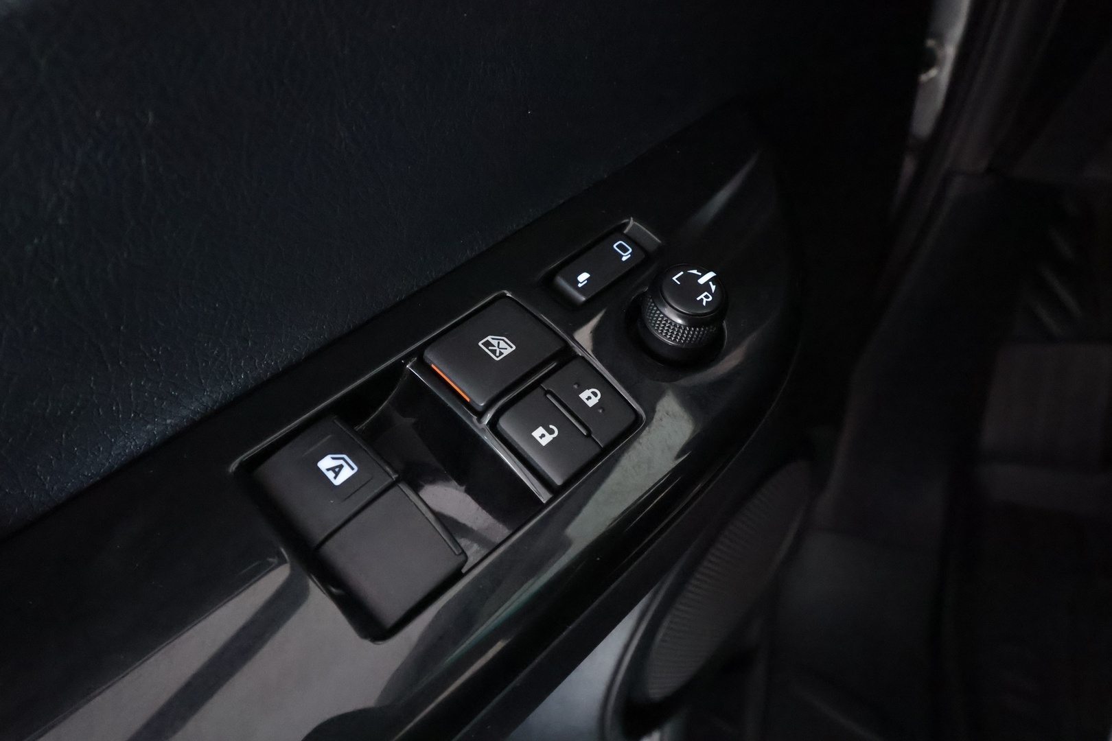TOYOTA Hilux 2018