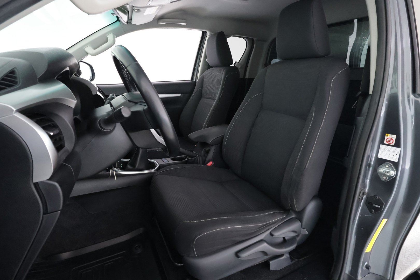 TOYOTA Hilux 2018