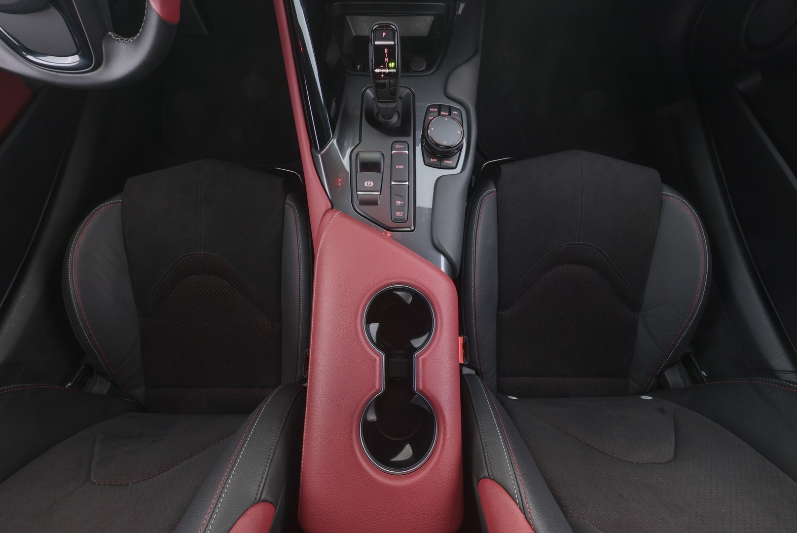TOYOTA GR SUPRA 2021