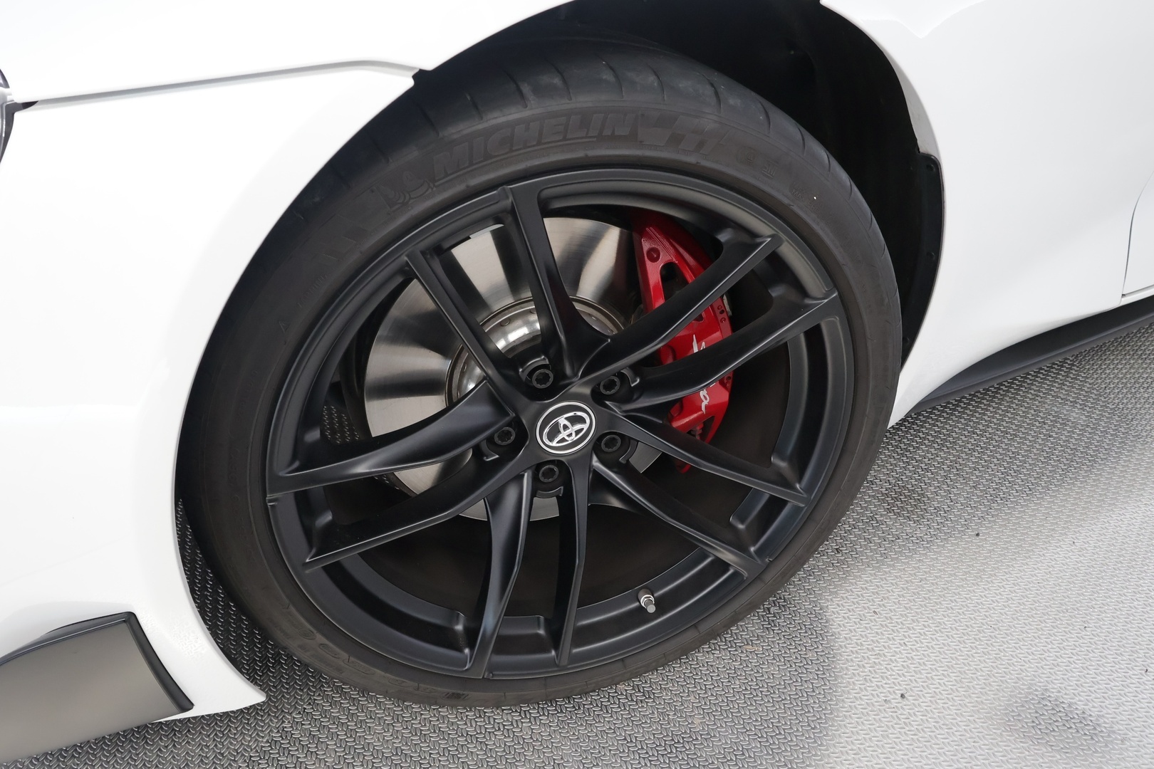TOYOTA GR SUPRA 2021