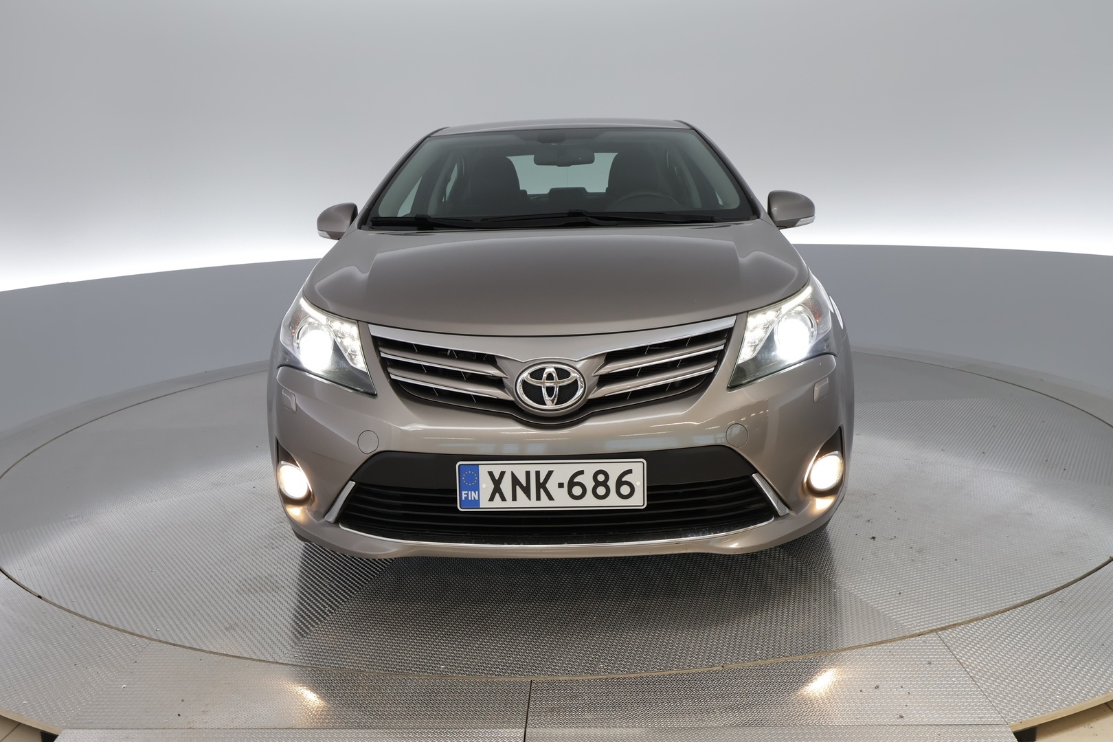 TOYOTA Avensis 2014