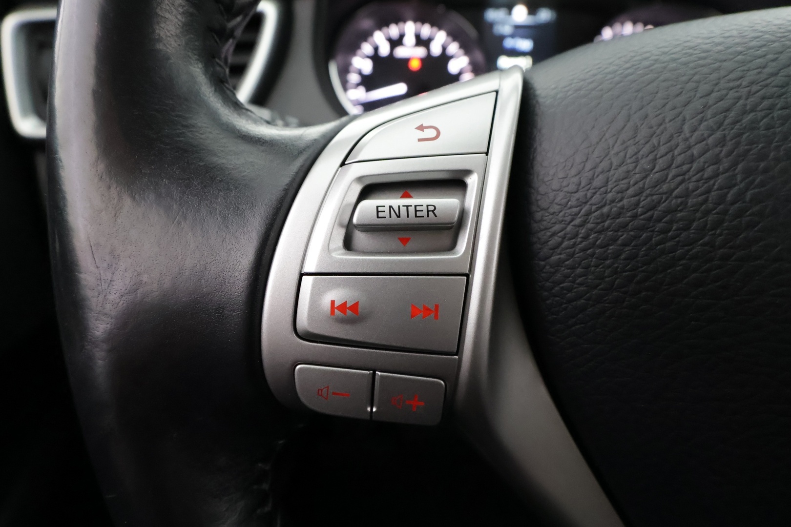 NISSAN Qashqai 2017