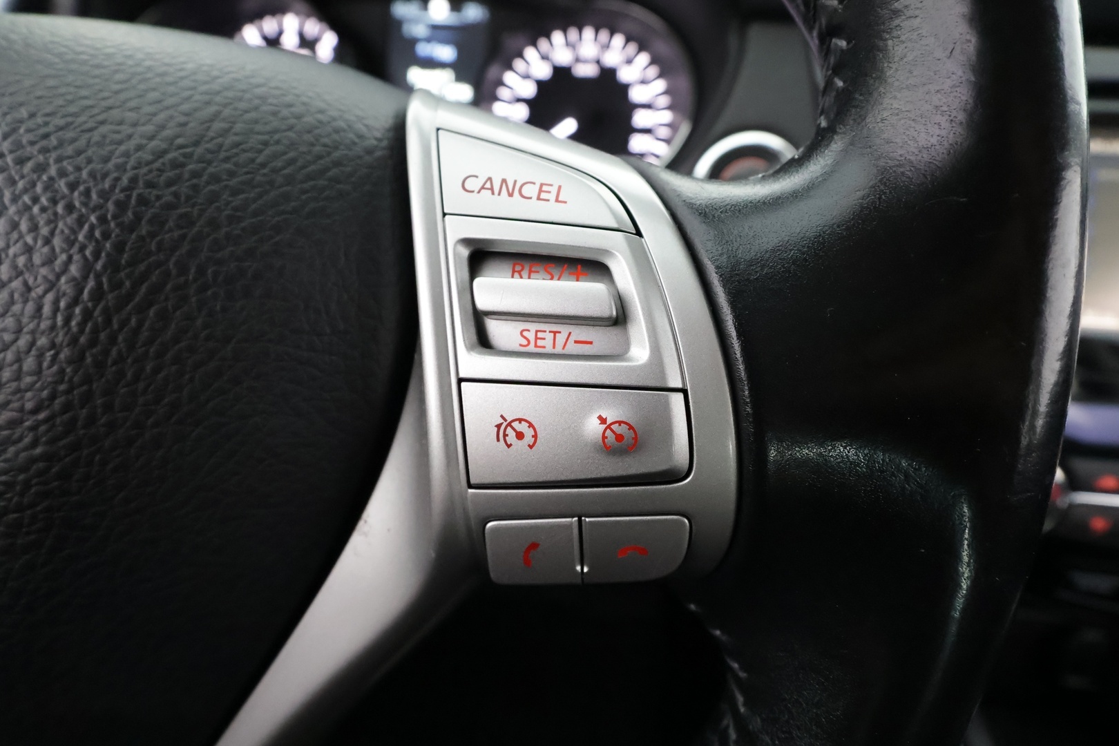 NISSAN Qashqai 2017