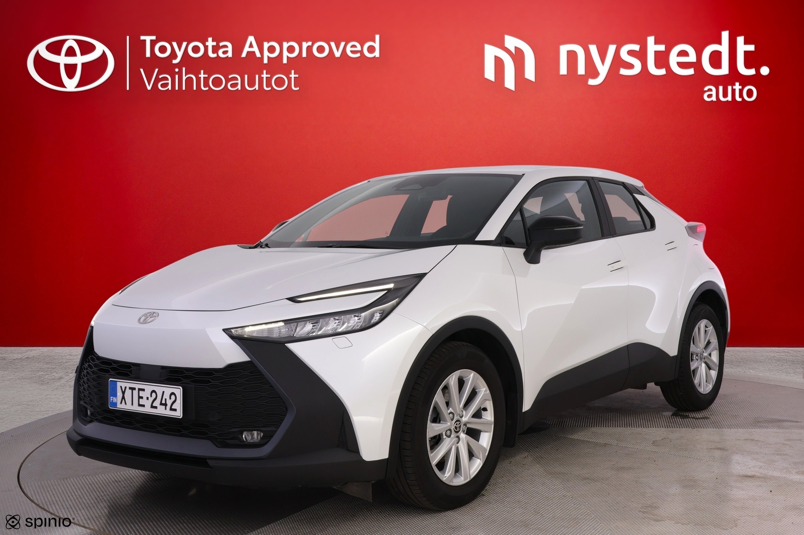 TOYOTA C-HR 2024
